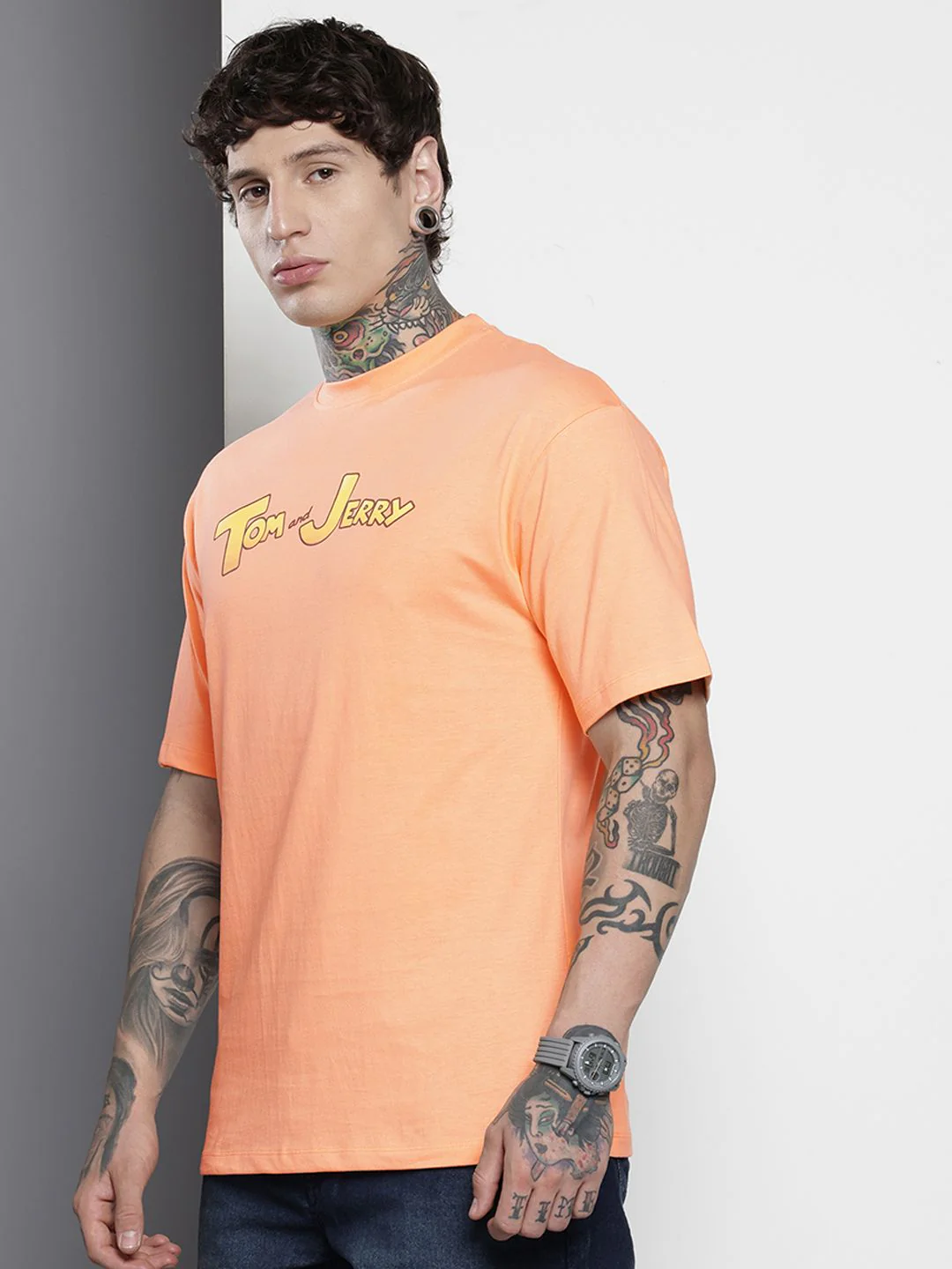 The Indian Garage Co Pure Cotton Tom & Jerry Printed Drop-Shoulder Sleeves Boxy T-shirt - Image 5