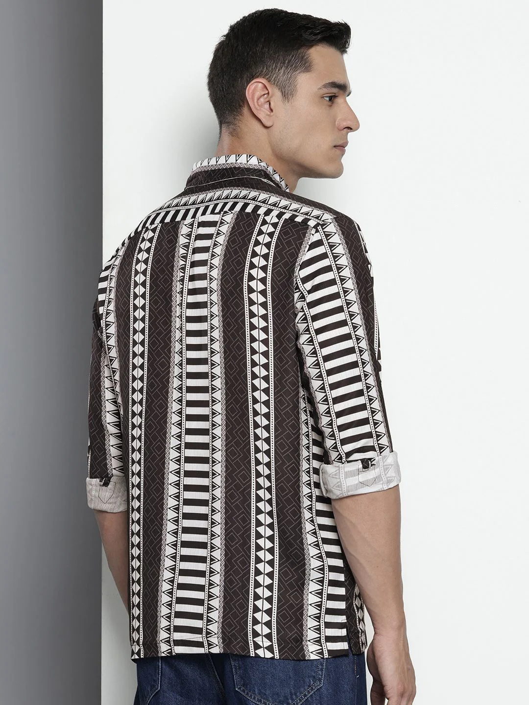 The Indian Garage Co Relaxed Fit Geometric Printed Casual Shirt - Image 4
