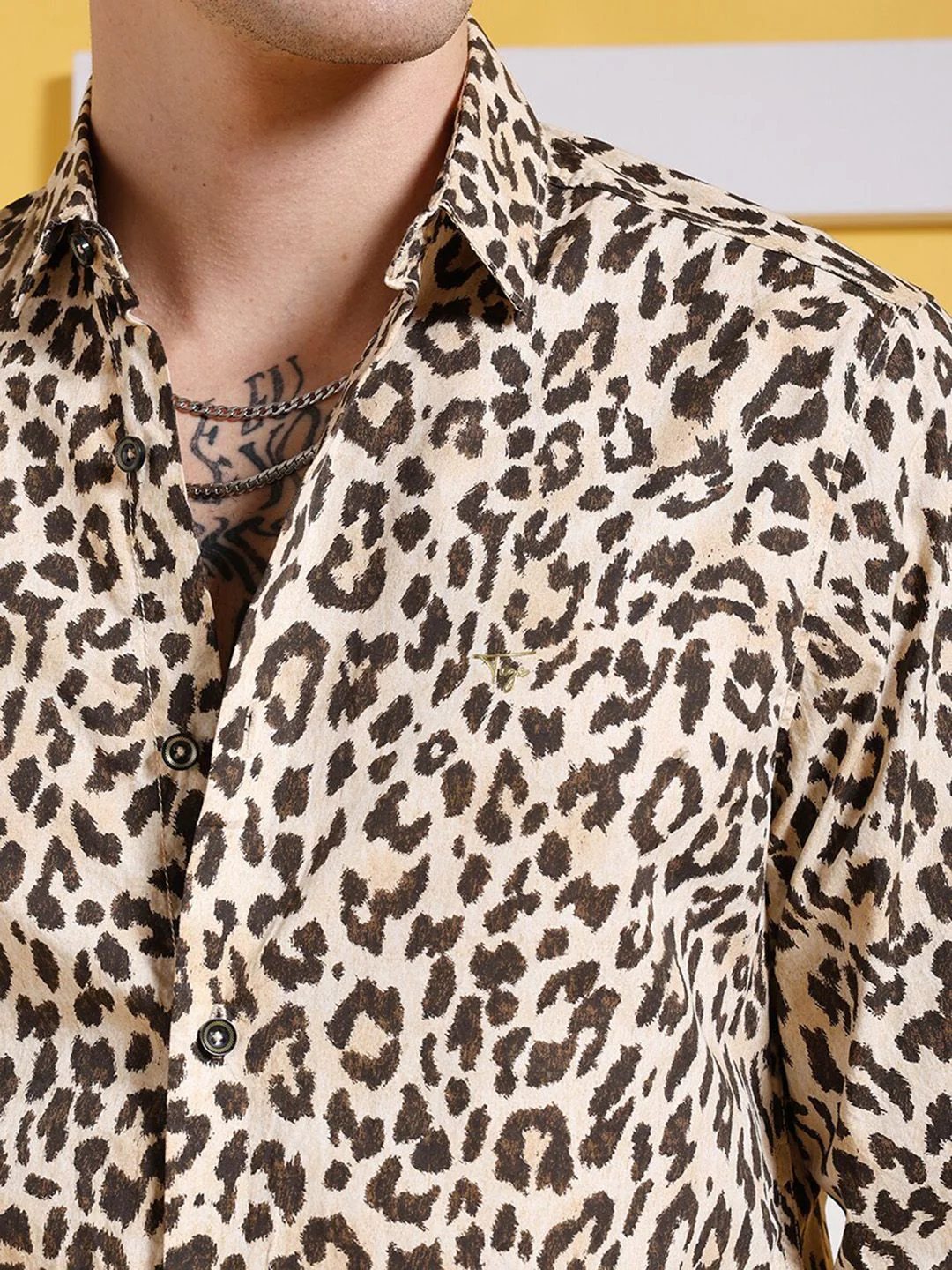 The Indian Garage Co Slim Fit Animal Printed Pure Cotton Casual Shirt - Image 2