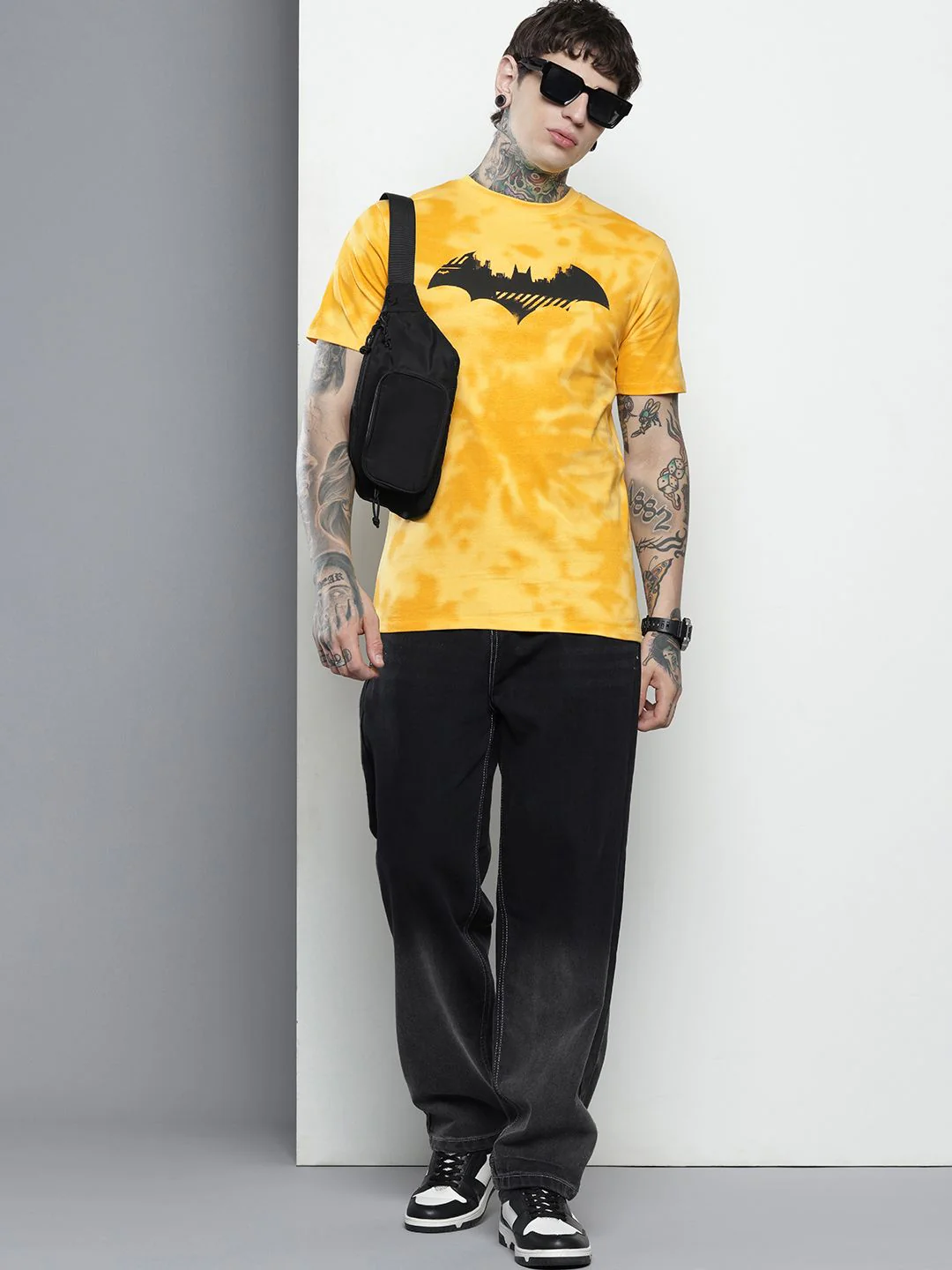 The Indian Garage Co. Slim Fit Batman Printed Dyed Effect Pure Cotton T-shirt - Image 4