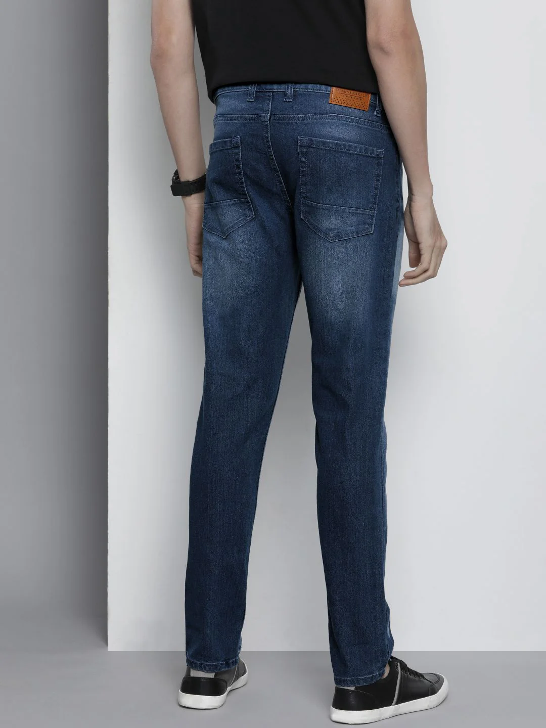 The Indian Garage Co Slim Fit Low Distress Heavy Fade Bleached Stretchable Jeans - Image 3