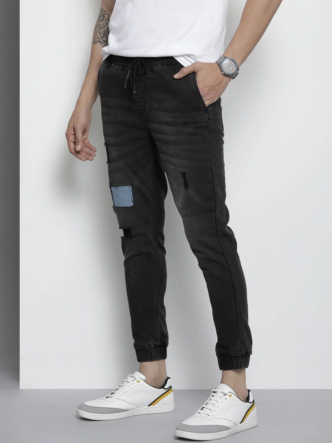 The Indian Garage Co Slim Fit Mildly Distressed Light Fade Stretchable Jogger Jeans - Image 2