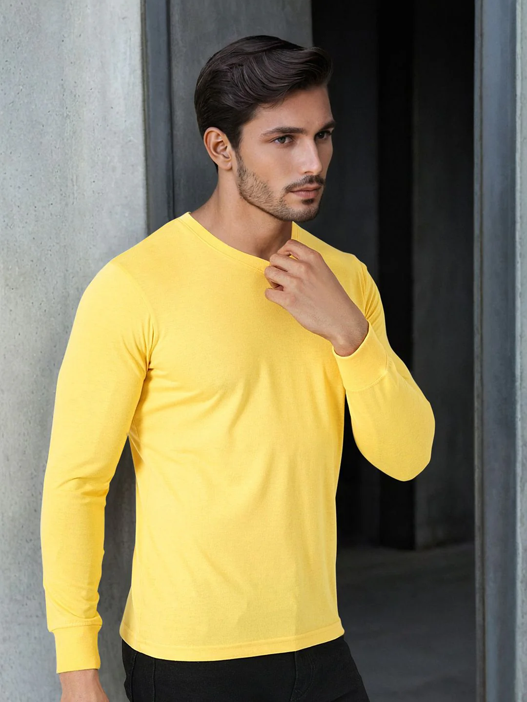 The Indian Garage Co V-Neck Casual T-shirt - Image 4
