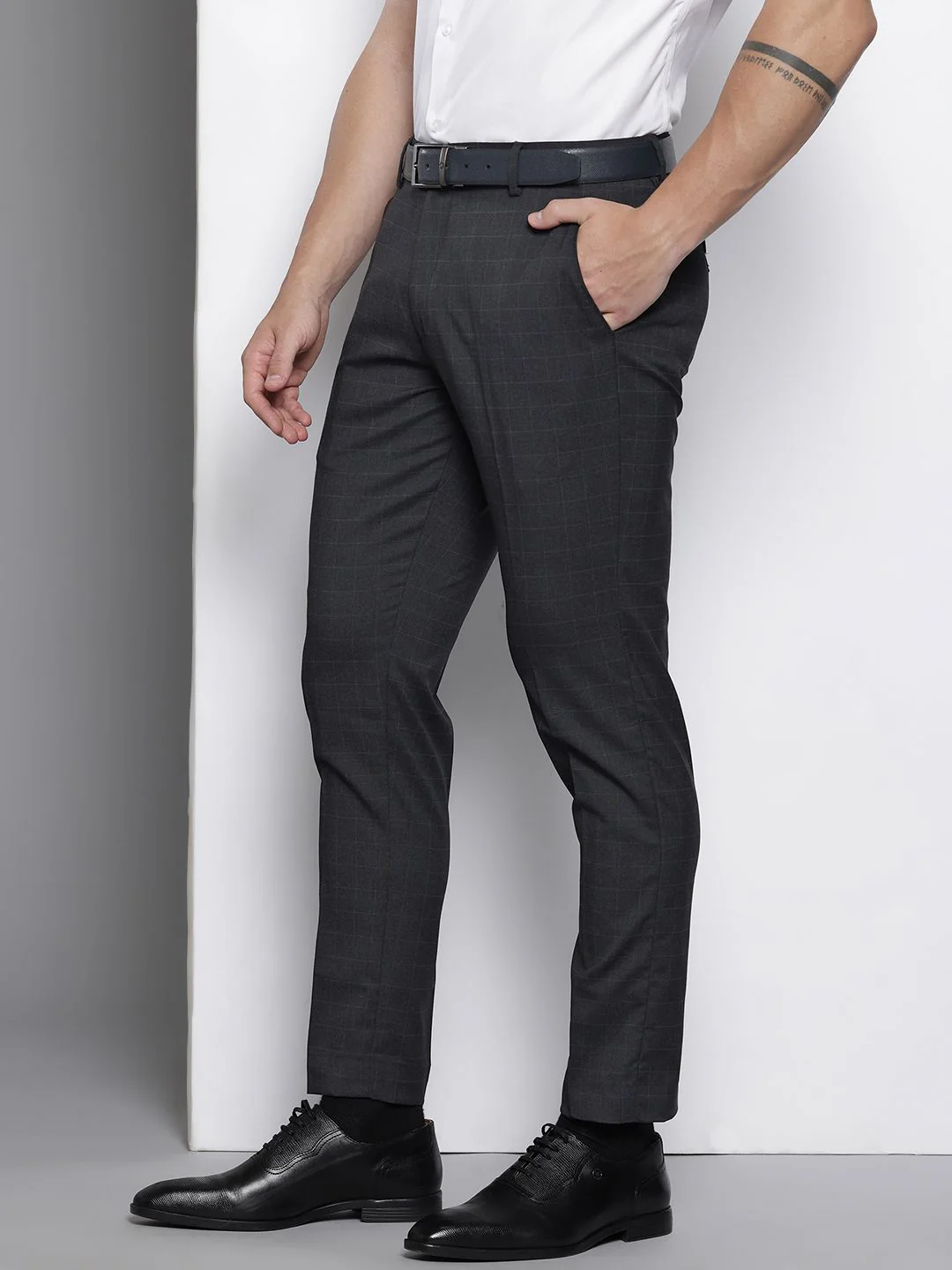 The Indian Garage Co. X Luxe Men Checked Slim Fit Formal Trousers - Image 2