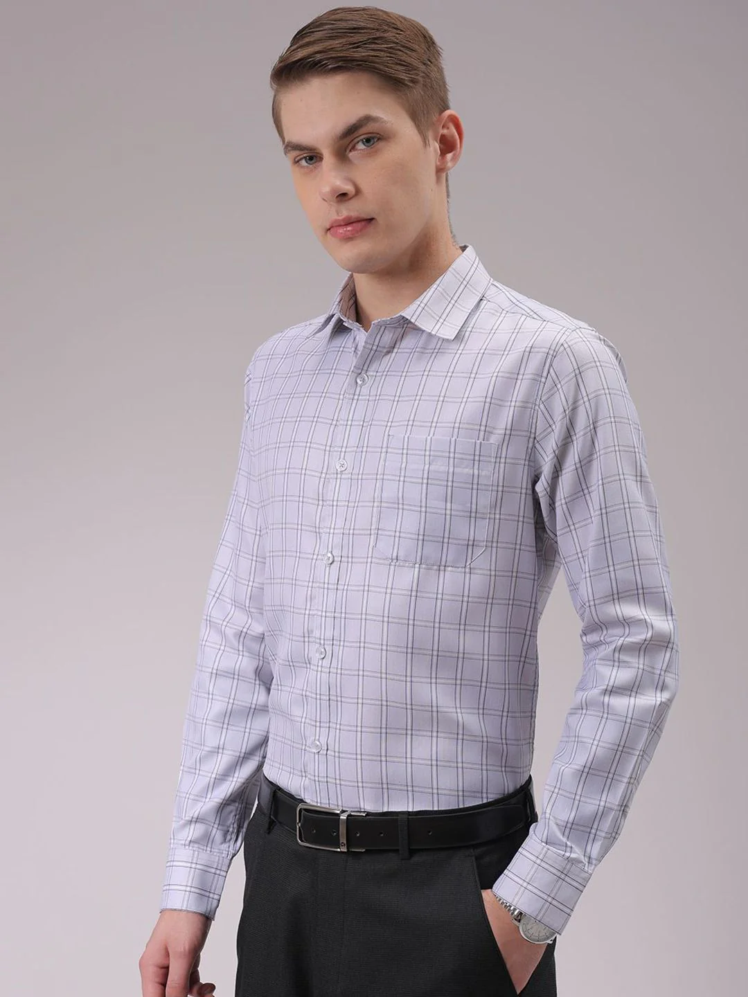 The Indian Garage Co. X Luxe Men Cutaway Collar Checked Slim Fit Formal Shirt - Image 4