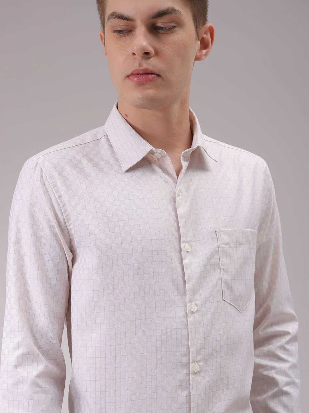 The Indian Garage Co. X Luxe Men Cutaway Collar Checked Slim Fit Formal Shirt