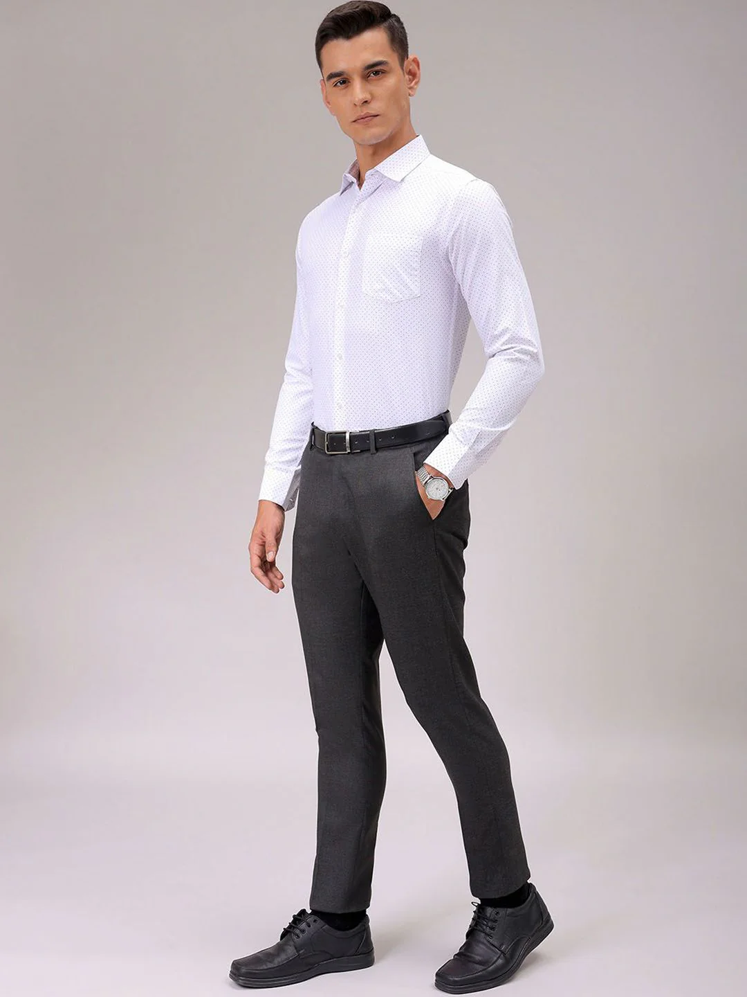 The Indian Garage Co. X Luxe Men Cutaway Collar Micro Ditsy Printed Slim Fit Formal Shirt - Image 6
