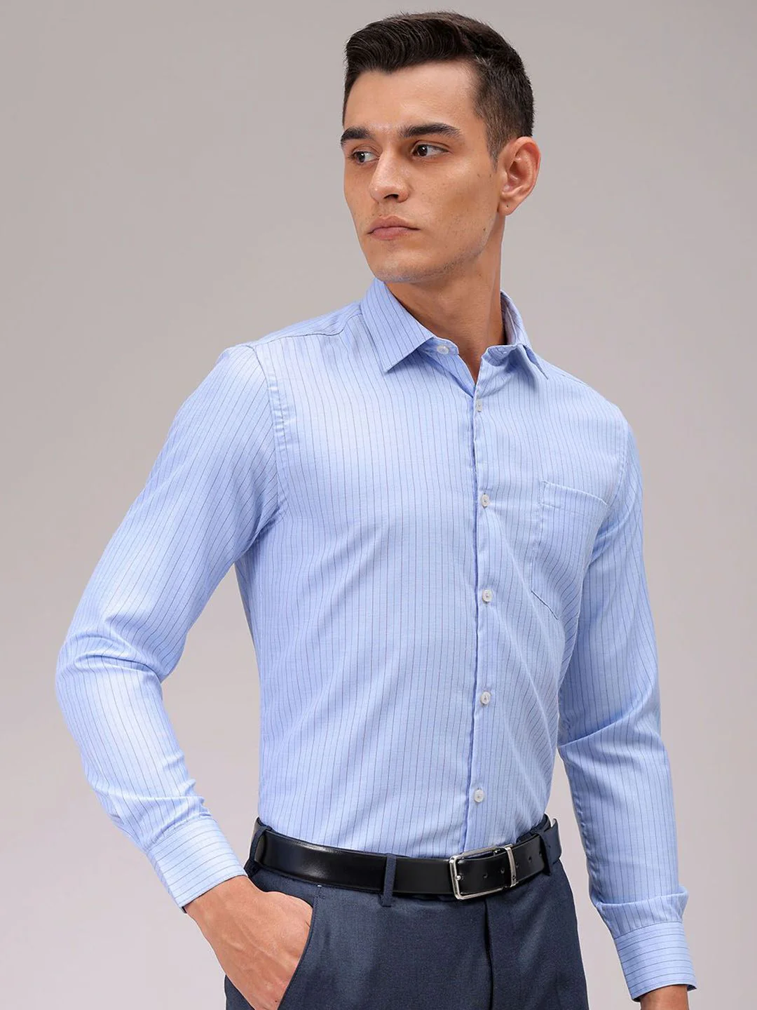 The Indian Garage Co. X Luxe Men Cutaway Collar Pinstripes Striped Slim Fit Formal Shirt - Image 5