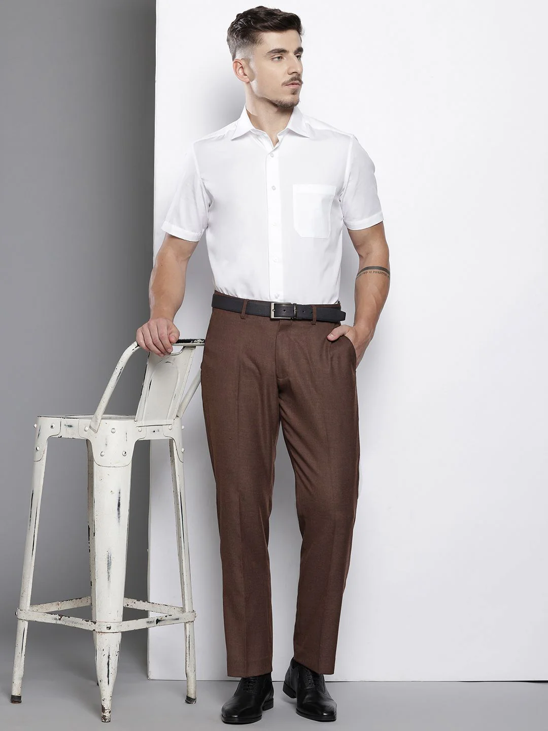 The Indian Garage Co. X Luxe Men Regular Fit Formal Trousers - Image 5