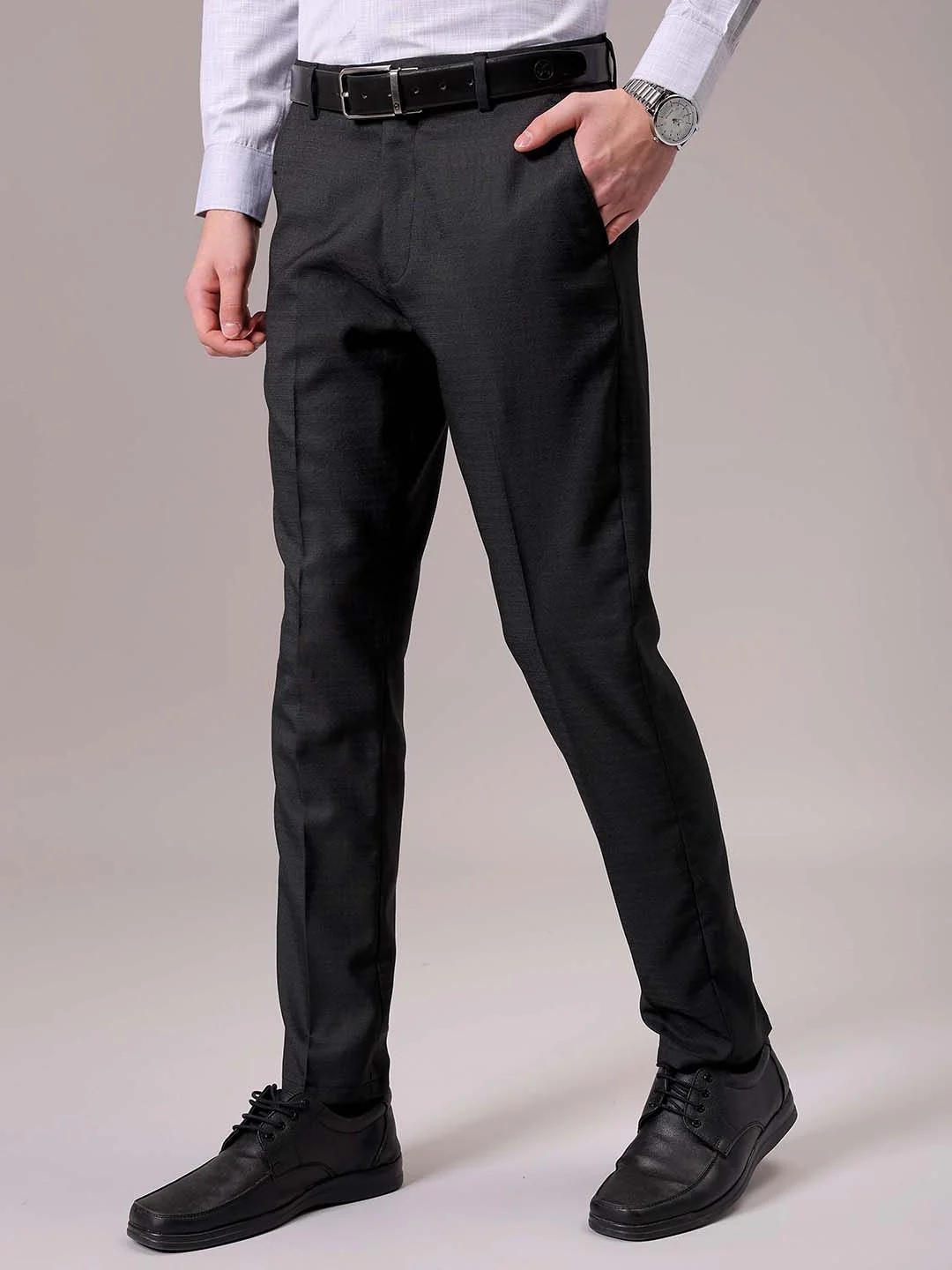 The Indian Garage Co. X Luxe Men Self-Checked Slim Fit Formal Trousers - Image 5
