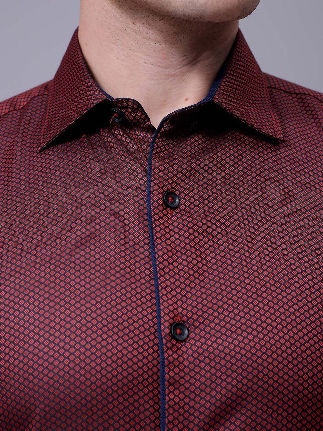The Indian Garage Co. X Luxe Men Slim Fit Cutaway Collar Micro Ditsy Printed Formal Shirt - Image 3