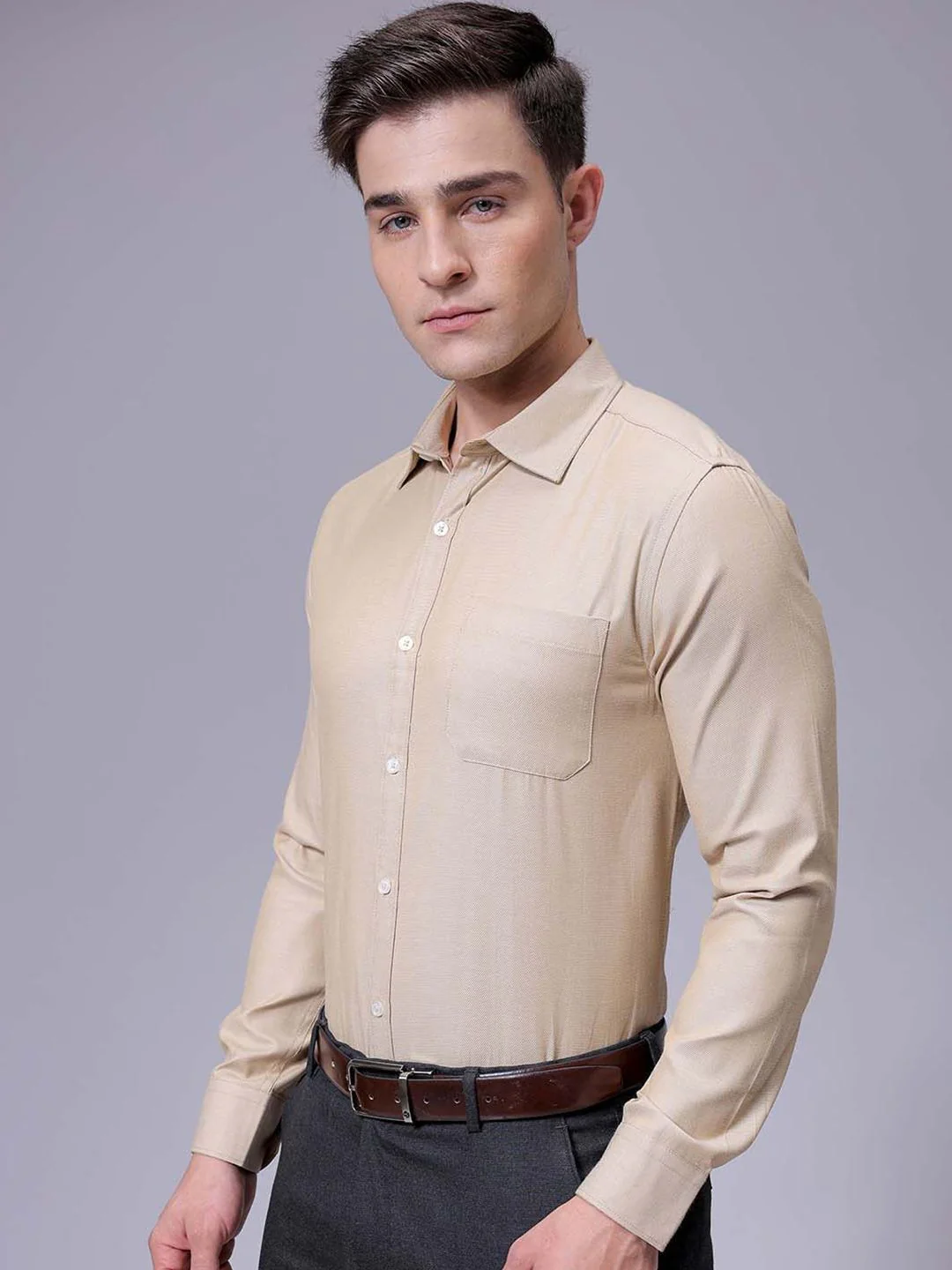 The Indian Garage Co. X Luxe Men Slim Fit Cutaway Collar Solid Formal Shirt - Image 4