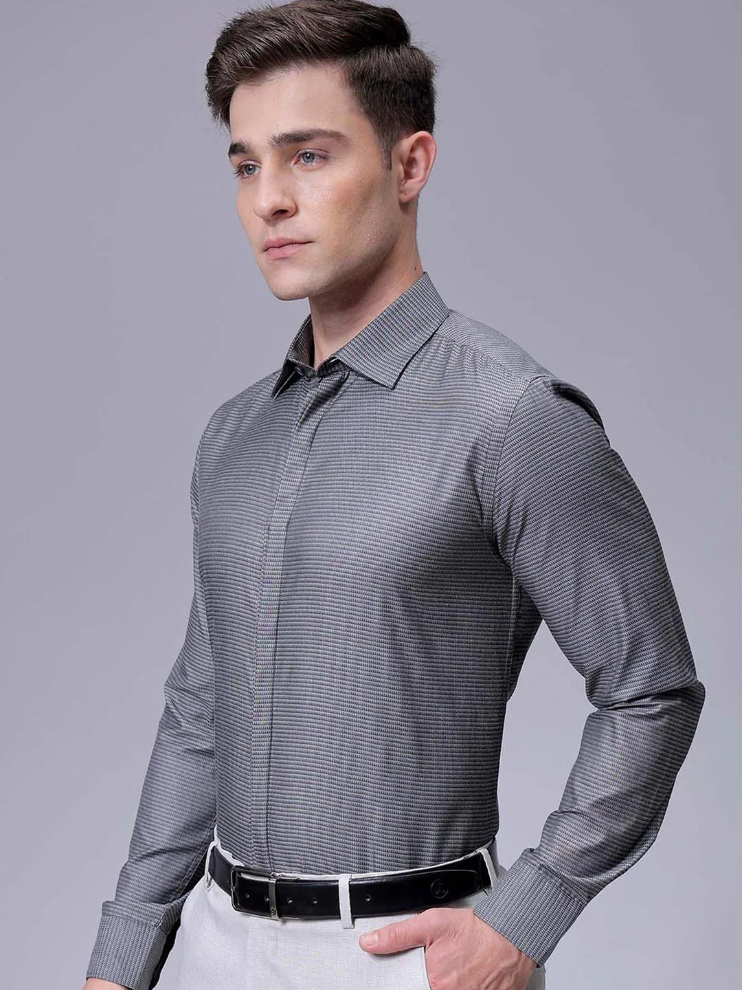 The Indian Garage Co. X Luxe Men Slim Fit Cutaway Collar Textured Formal Shirt - Image 4
