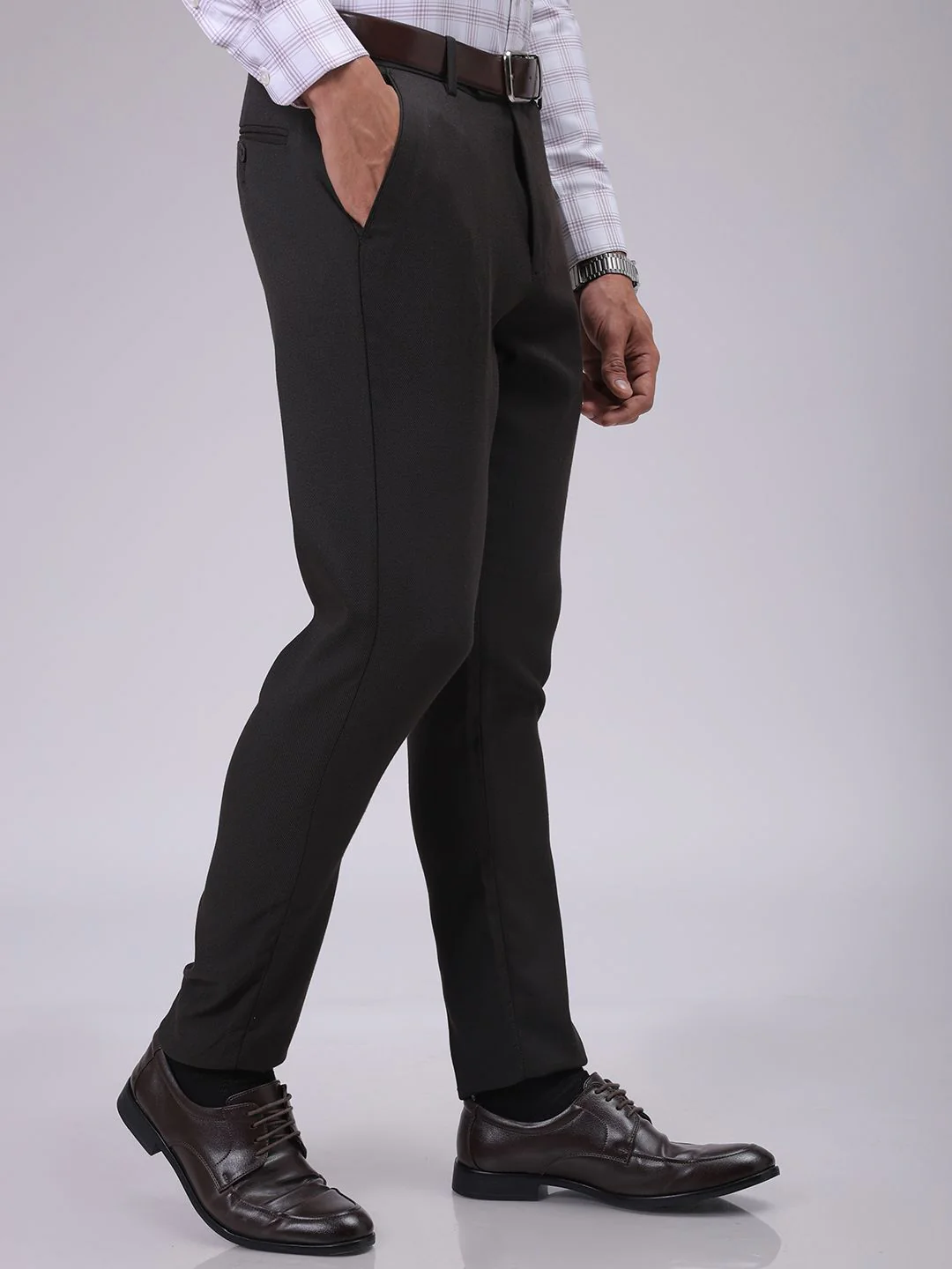 The Indian Garage Co. X Luxe Men Slim Fit Self Design Textured Formal Trousers - Image 2