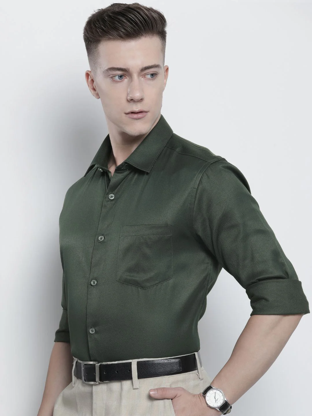 The Indian Garage Co. X Luxe Men Solid Slim Fit Opaque Formal Shirt - Image 5