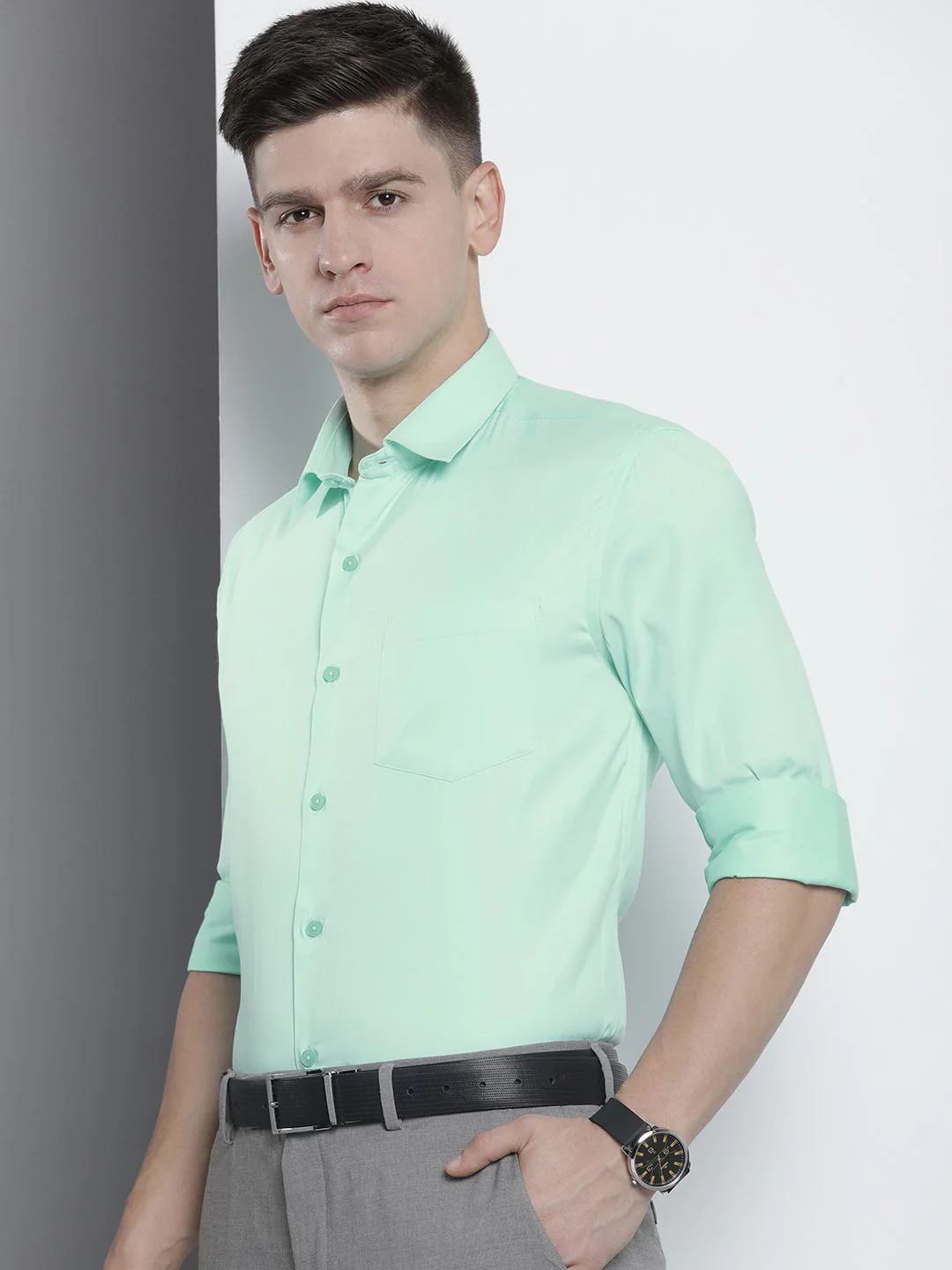 The Indian Garage Co. X Luxe Men Solid Slim Fit Opaque Formal Shirt - Image 5