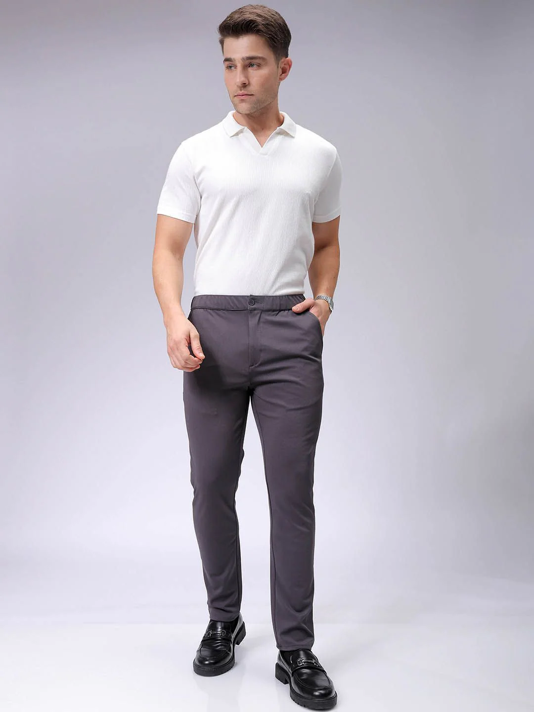 The Indian Garage Co. X Luxe Men Textured Slim Fit Mid-Rise Trousers - Image 4