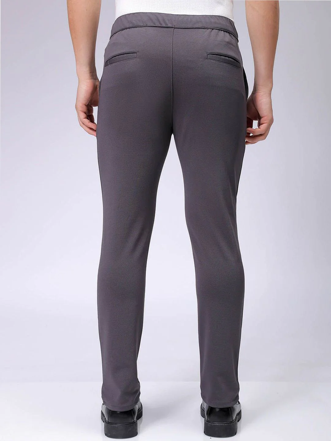 The Indian Garage Co. X Luxe Men Textured Slim Fit Mid-Rise Trousers - Image 5