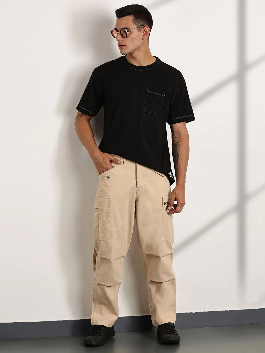 Thomas Scott Men Cricket Club Smart Loose Fit Cotton Cargos Trousers - Image 5