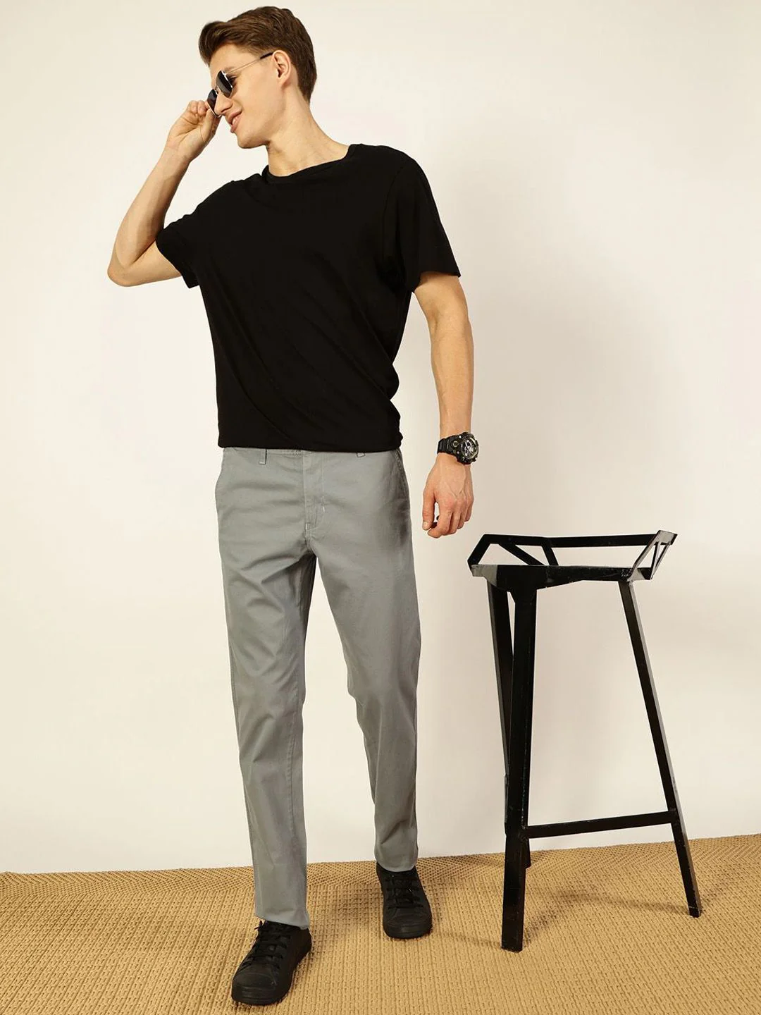 Thomas Scott Men Mid-Rise Smart Slim Fit Wrinkle Free Trousers - Image 4