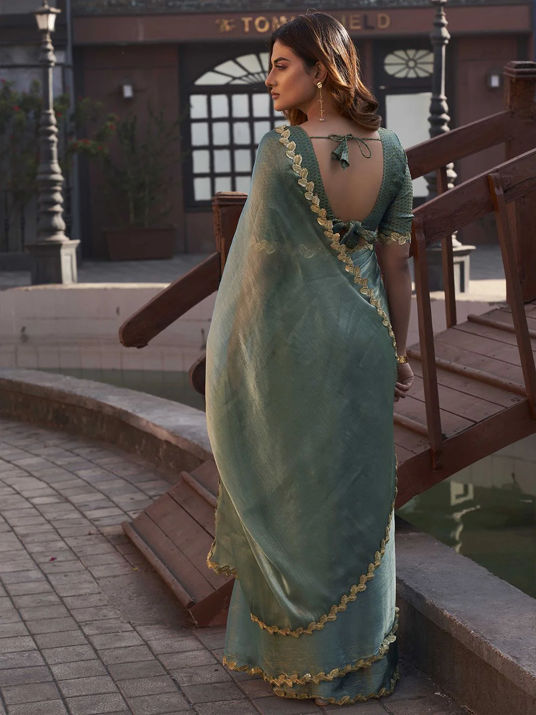 Tikhi Imli Organza Designer Saree - Image 3