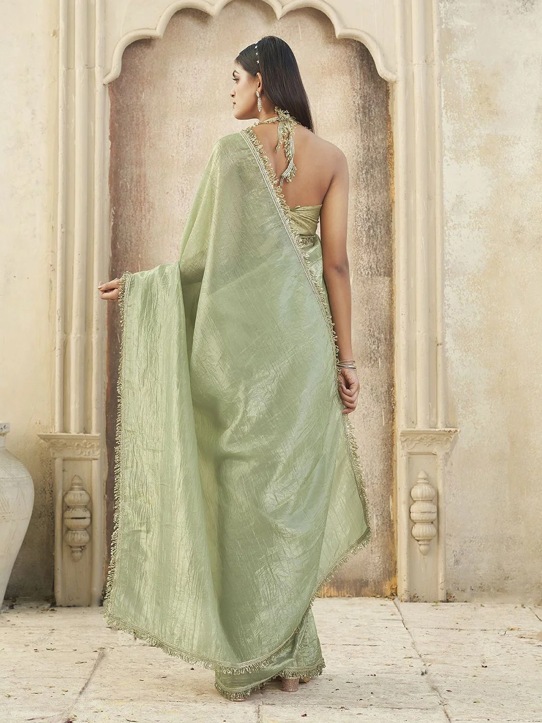 Tikhi Imli Solid Embroidered Saree - Image 3