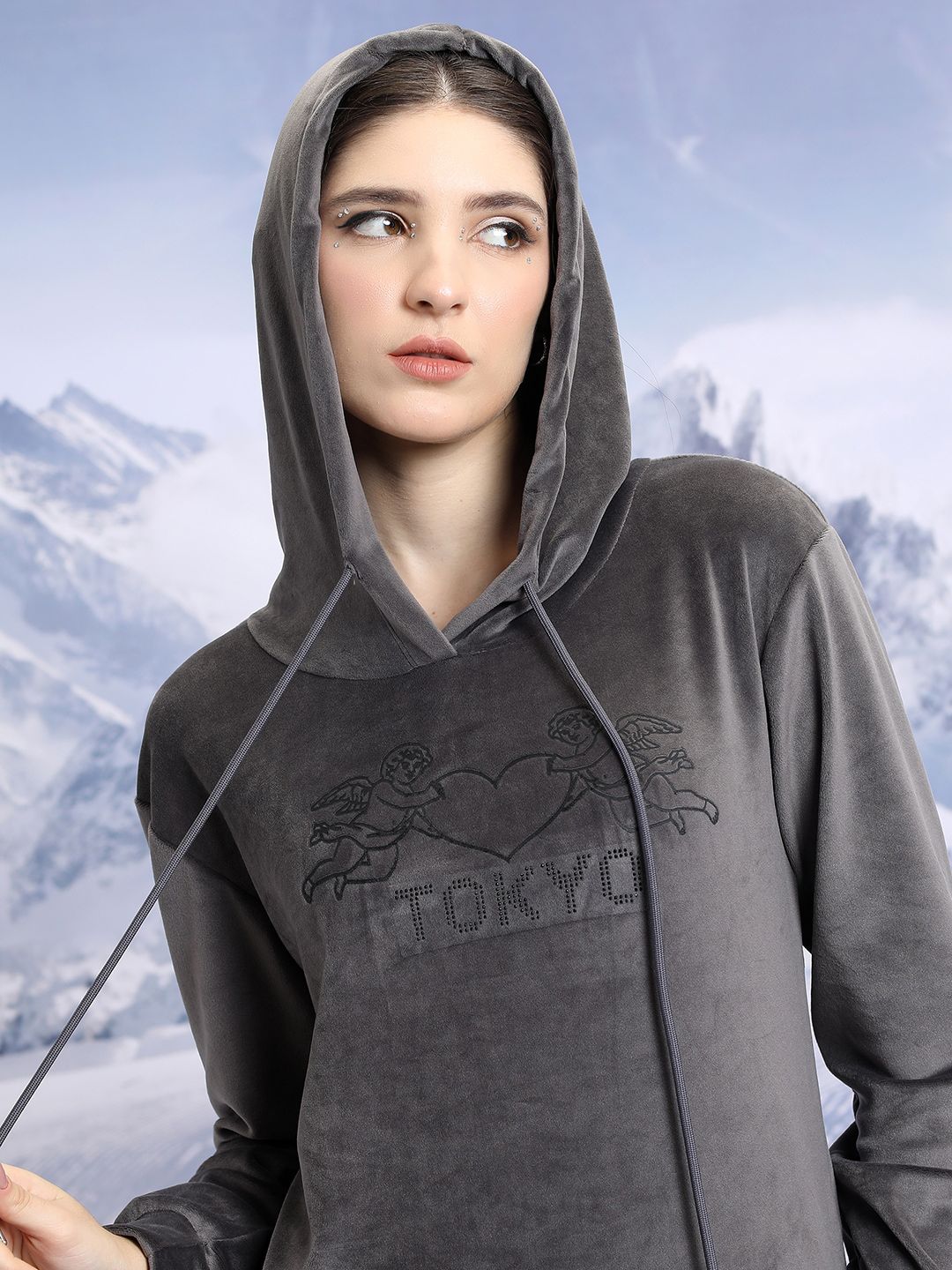 Tokyo Talkies Hooded Regular Sweatshirt With Joggers - Image 7