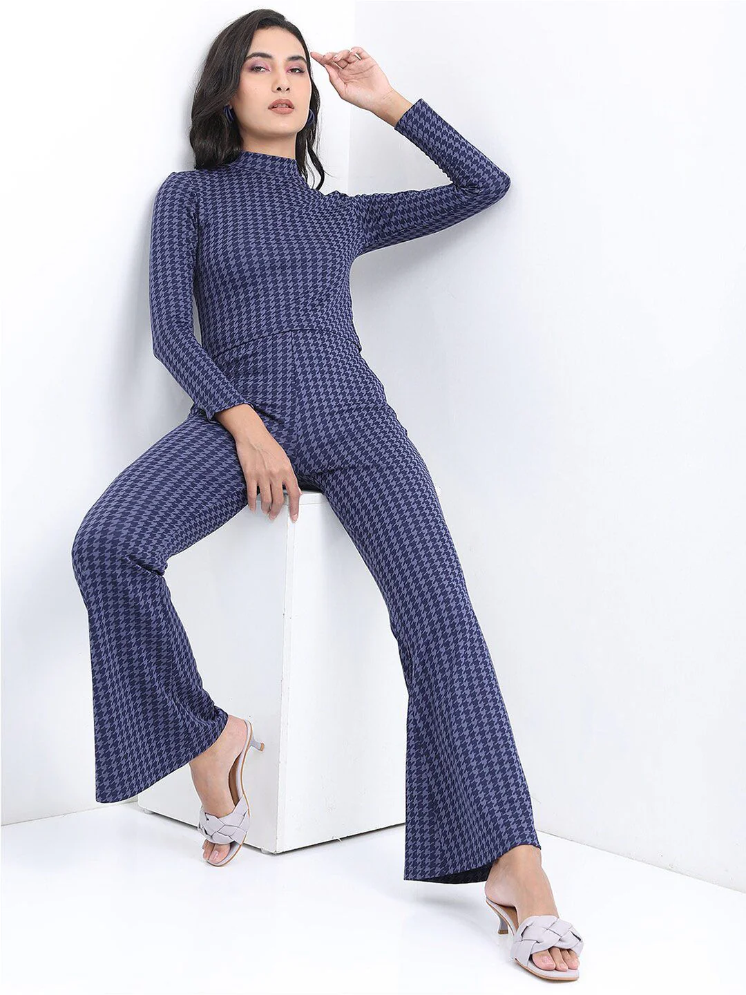 Tokyo Talkies Jacquard Cotton Crop Top - Image 6