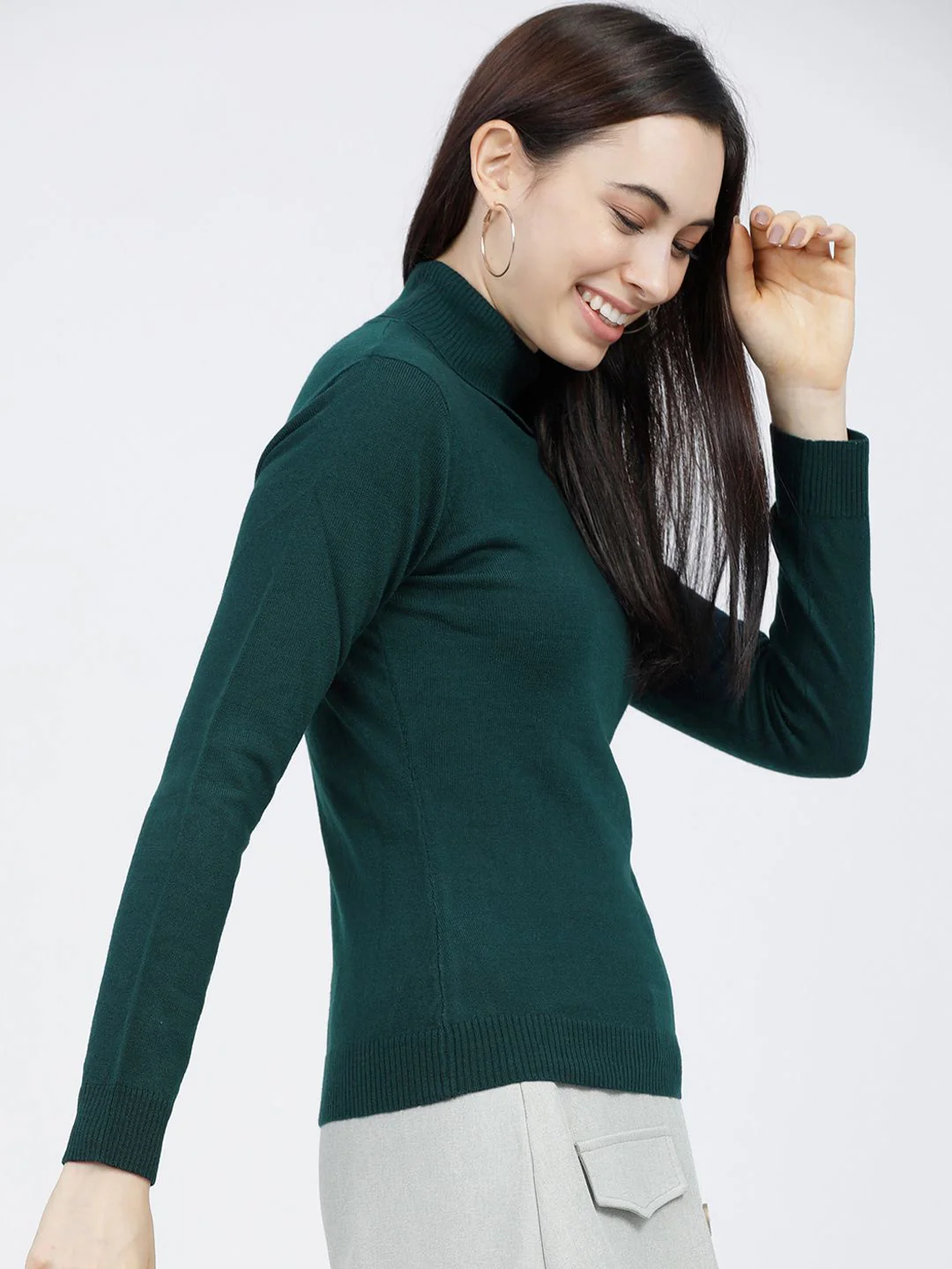 Tokyo Talkies Women Green Solid Sweater - Image 3