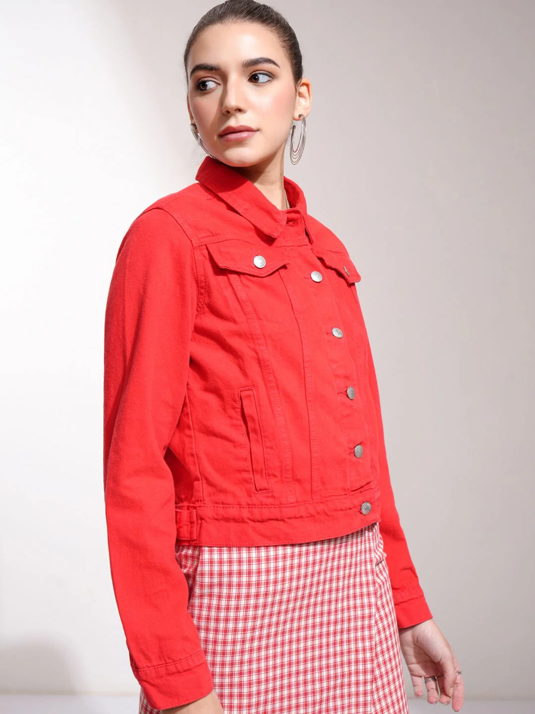 Tokyo Talkies Women Red Solid Denim Jacket - Image 3
