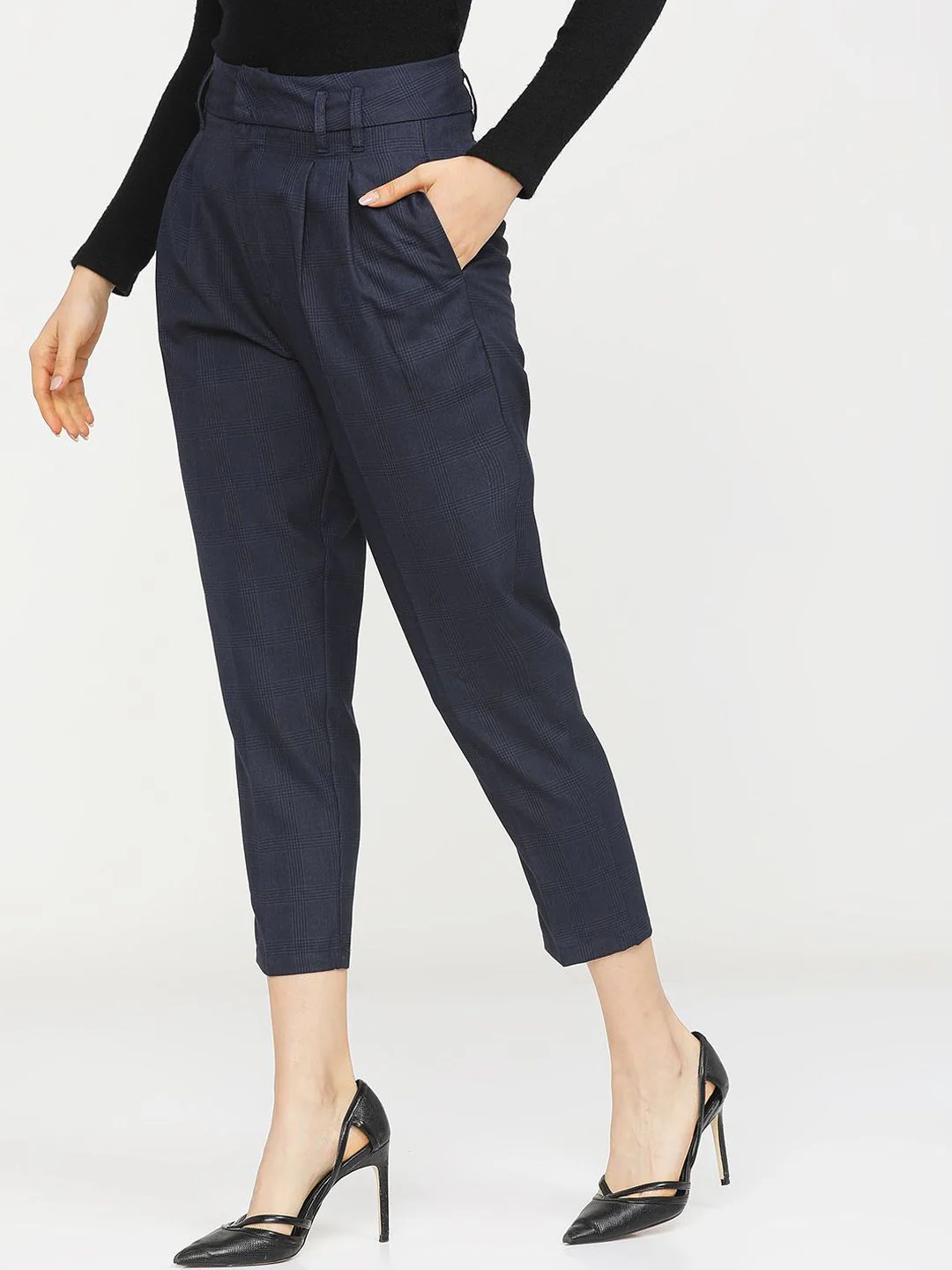 Tokyo Talkies Women Slim Fit Crop Trousers - Image 3