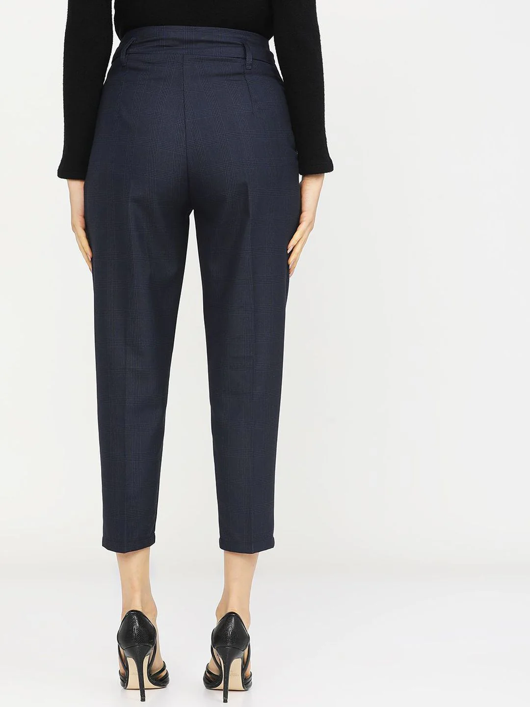 Tokyo Talkies Women Slim Fit Crop Trousers - Image 5