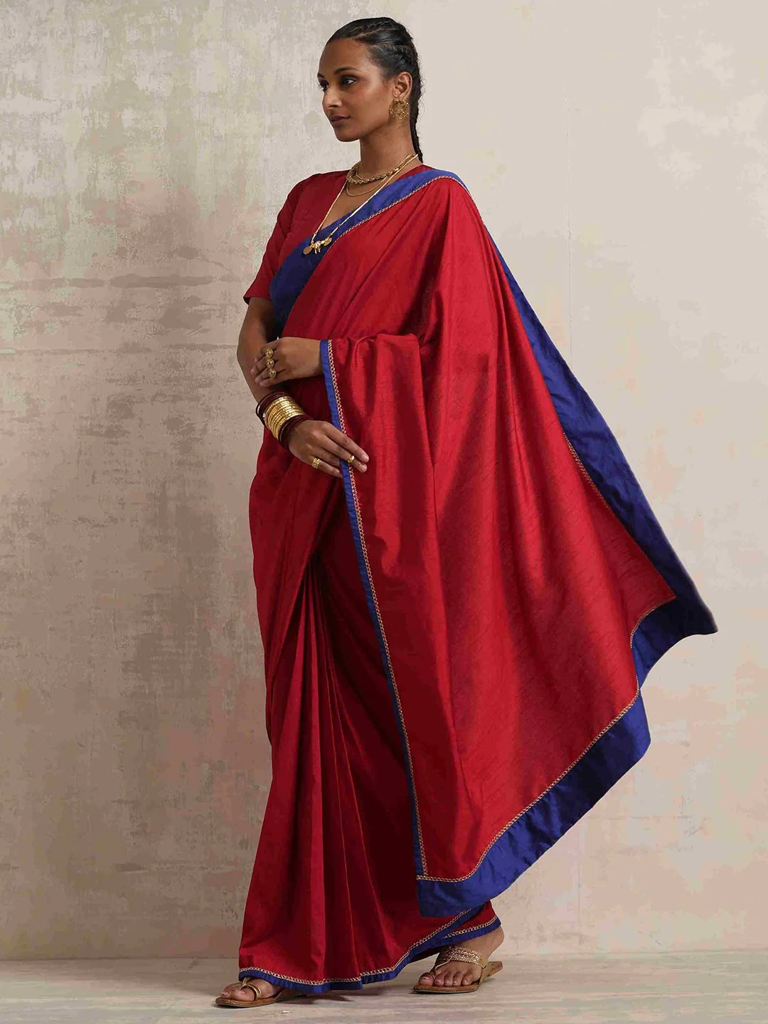 trueBrowns Colourblocked Ready To Wear Saree - Image 2