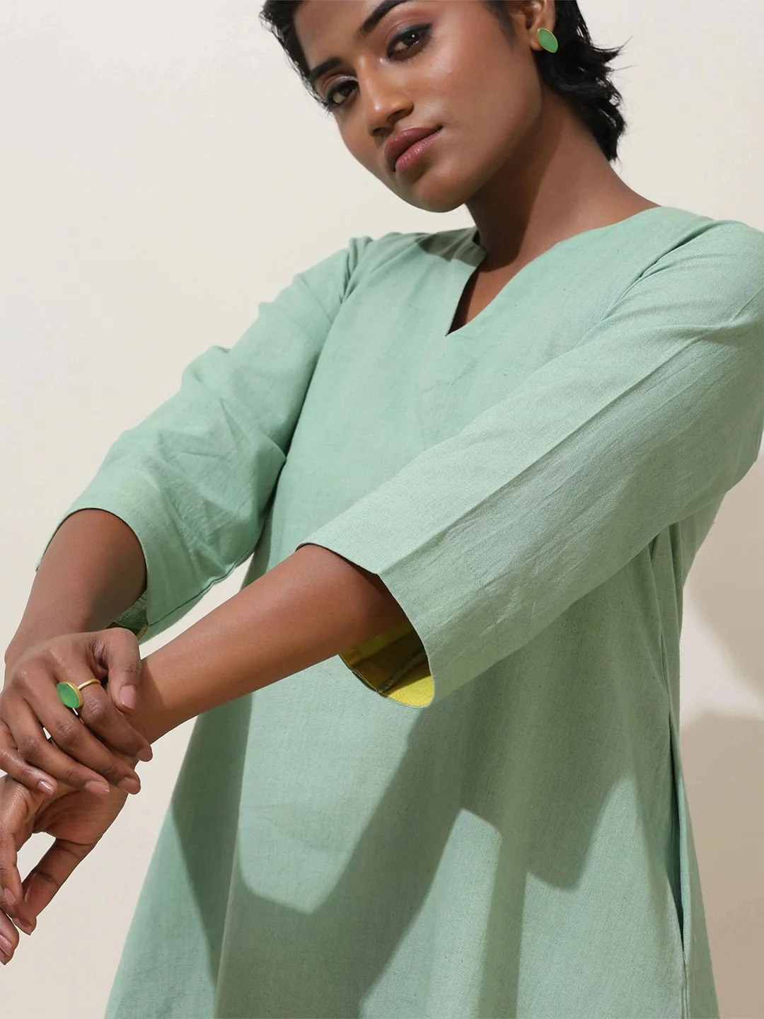 trueBrowns Mint Green Cotton Kurta Co-Ord Set - Image 4