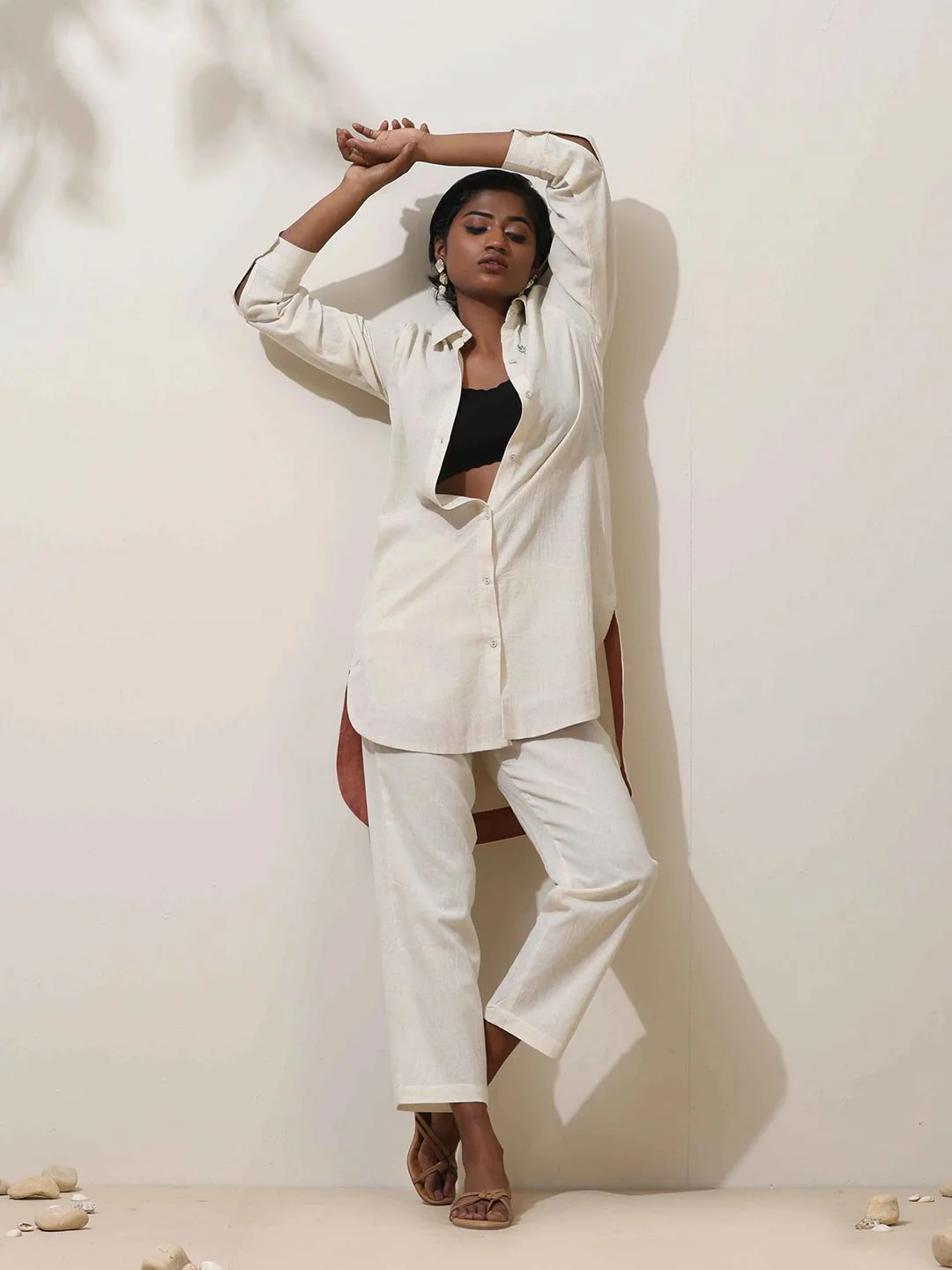 trueBrowns Off White Cotton Kurta Co-Ord Set - Image 4