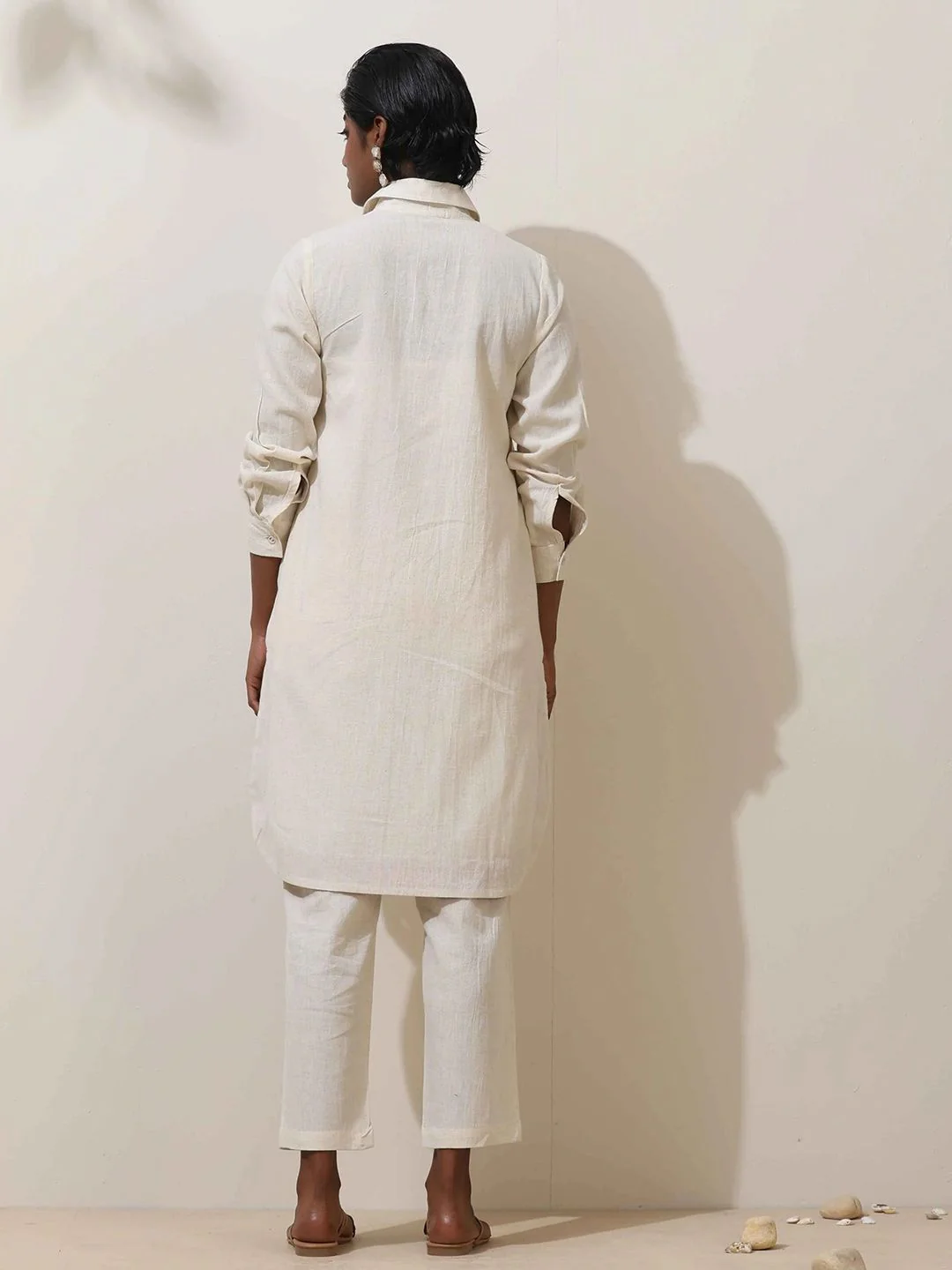 trueBrowns Off White Cotton Kurta Co-Ord Set - Image 5