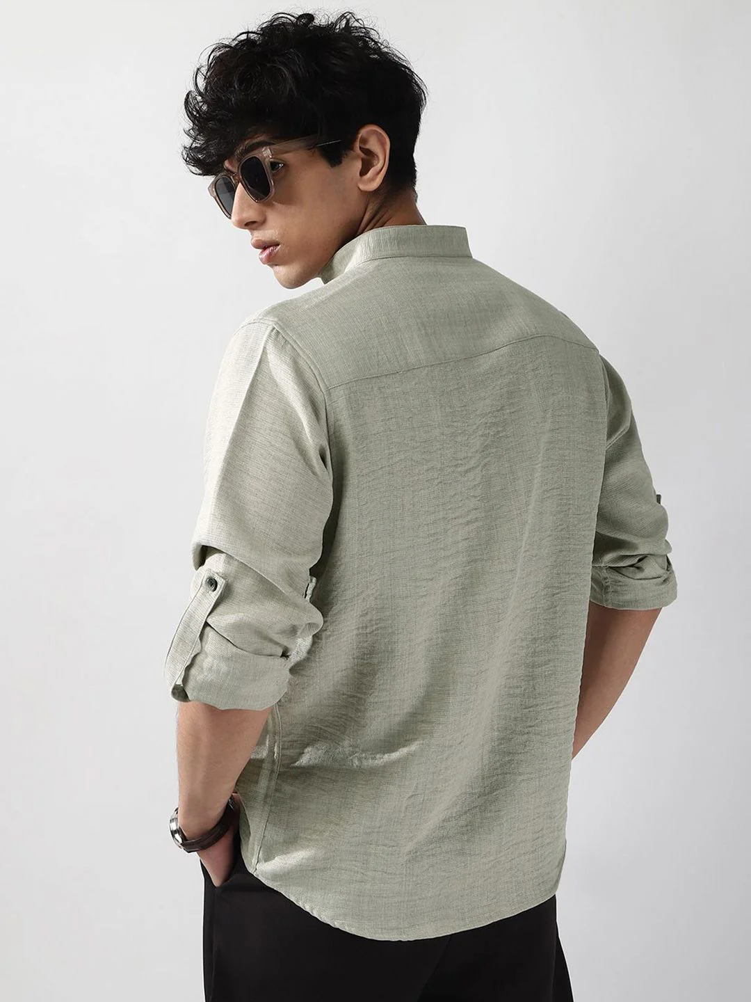 Urbano Fashion Men Beige Solid Linen Full Sleeve Relaxed Fit Mandarin Collar Casual Shirt - Image 5