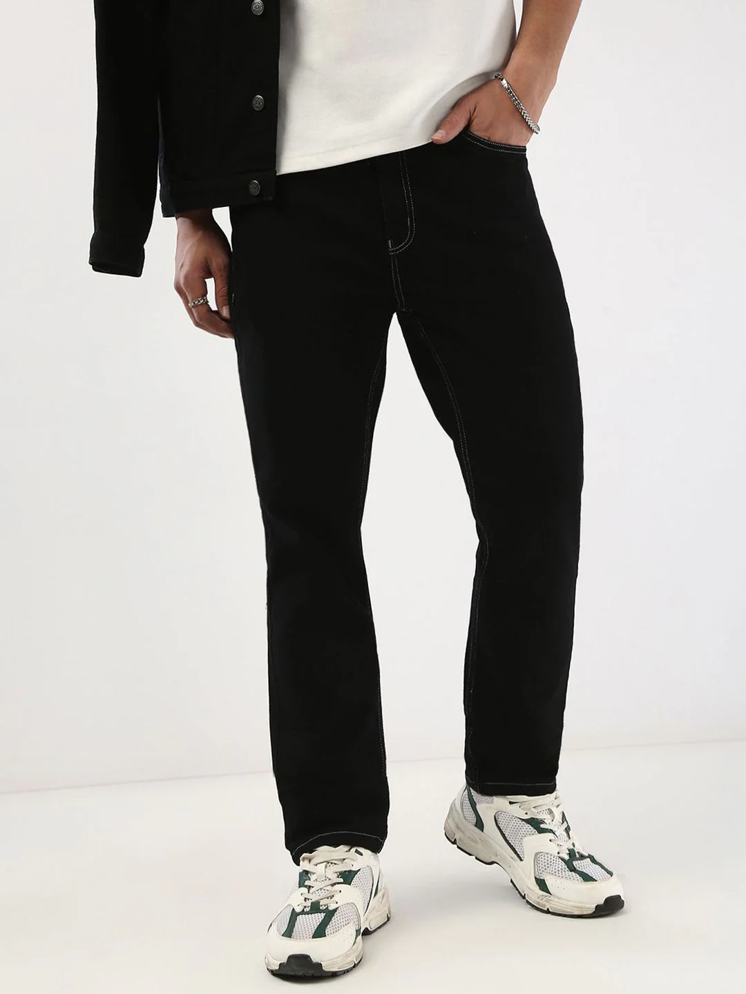 Urbano Fashion Men Straight Fit Mid-Rise Stretchable Jeans - Image 2