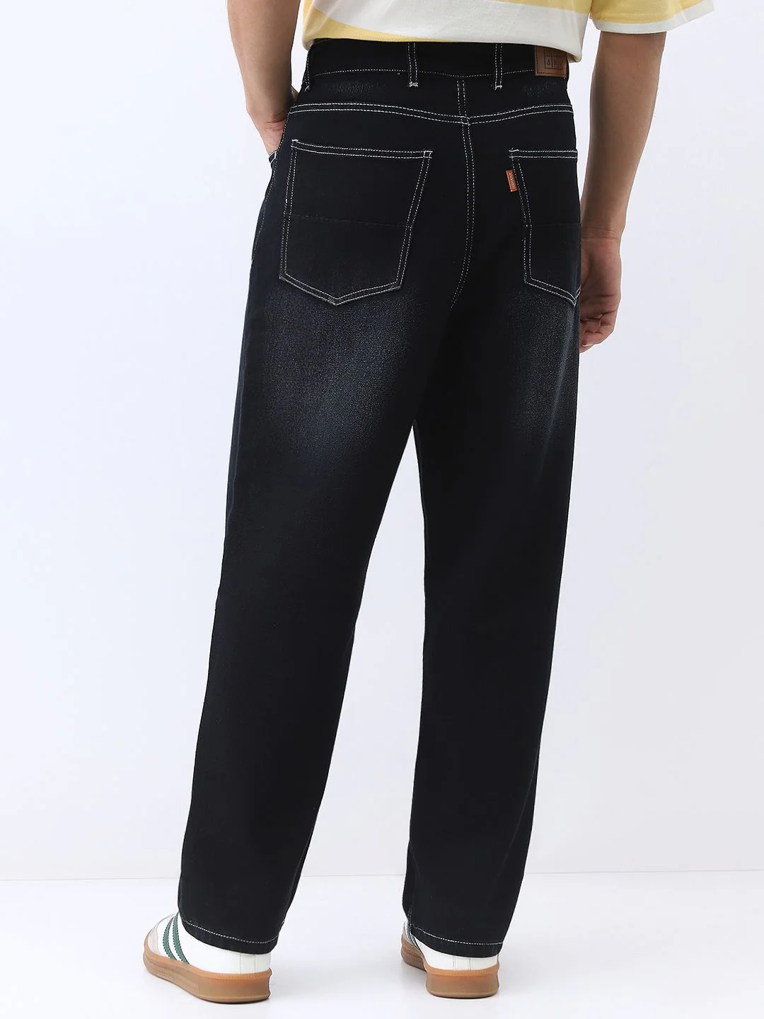 Urbano Fashion Men's Black Loose Baggy Fit Washed Jeans - Image 5