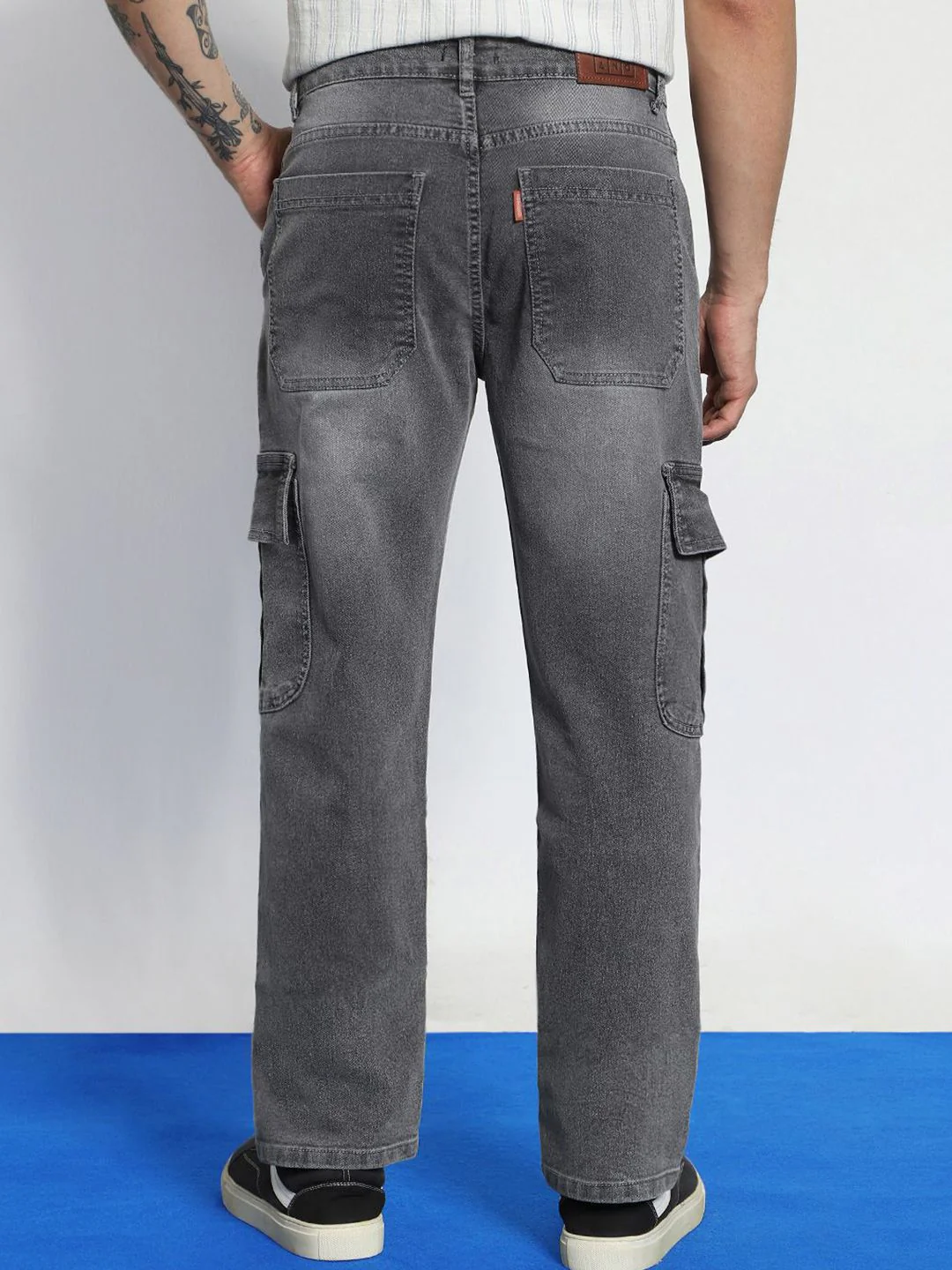 Urbano Fashion Men's Light Grey Regular Fit Washed Cargo Jeans With 6 Pockets Stretchable - Image 3