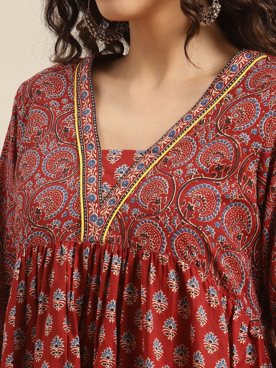 Varanga Women Maroon Ethnic Motifs Printed Kurta - Image 2