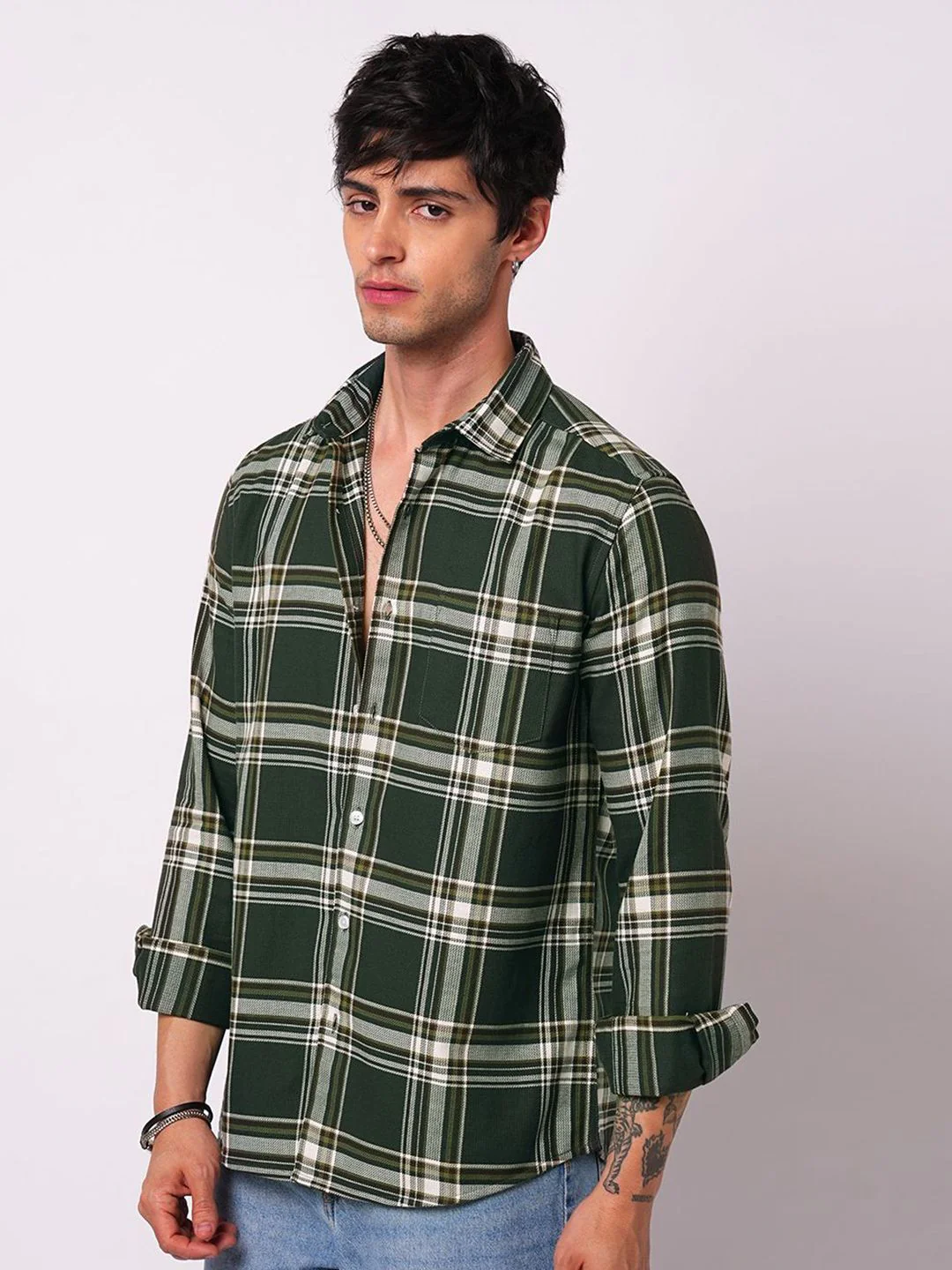 VASTRADO Classic Evergreen Broad Checked Slim Fit Pure Cotton Casual Shirt - Image 2