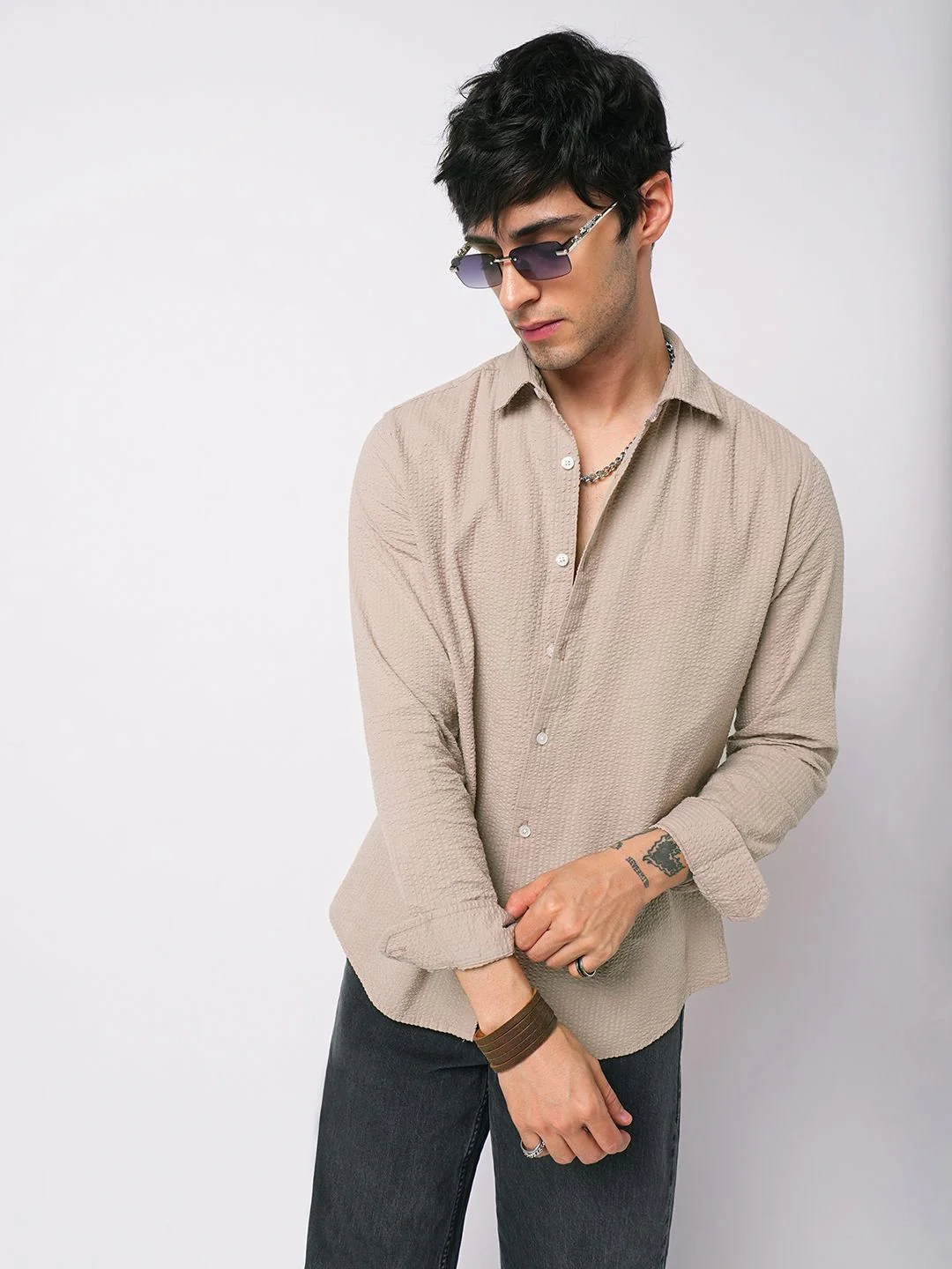 VASTRADO Classic Textured Seersucker Cutaway Collar Slim Fit Shirt - Image 6
