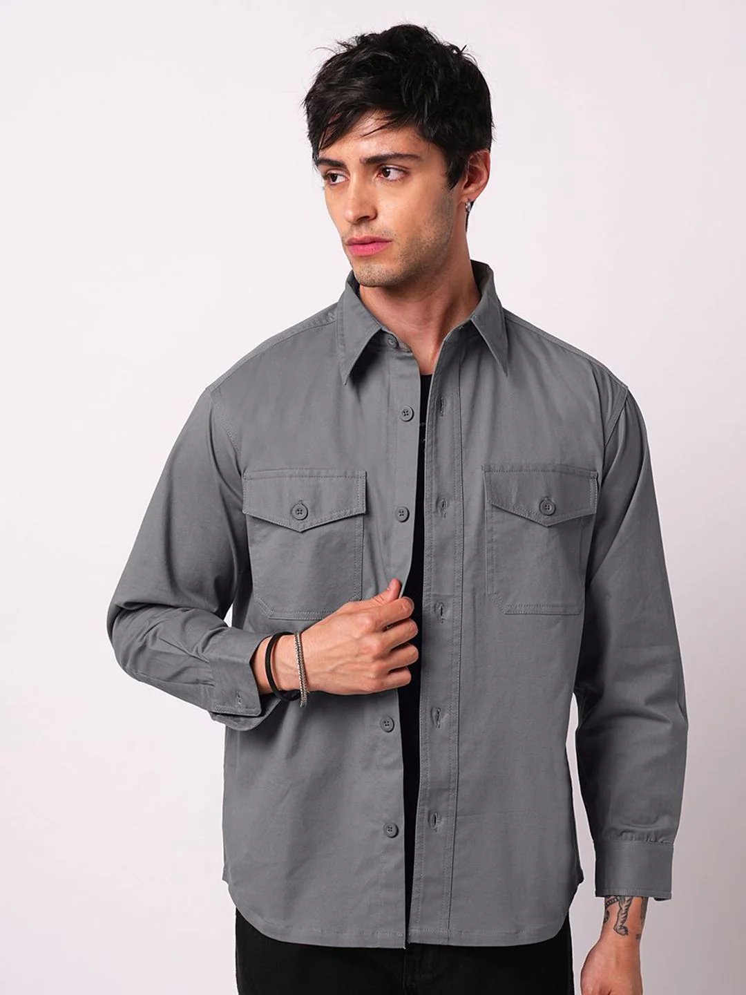 VASTRADO Men Classic Fit Solid Spread Collar Cotton Casual Shirt - Image 2