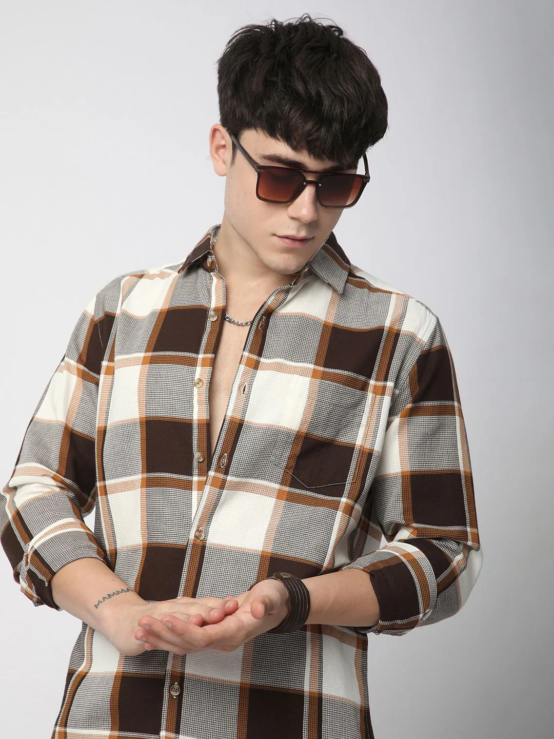 VASTRADO Men Classic Slim Fit Cutaway Collar Gingham Checked Cotton Casual Shirt - Image 6