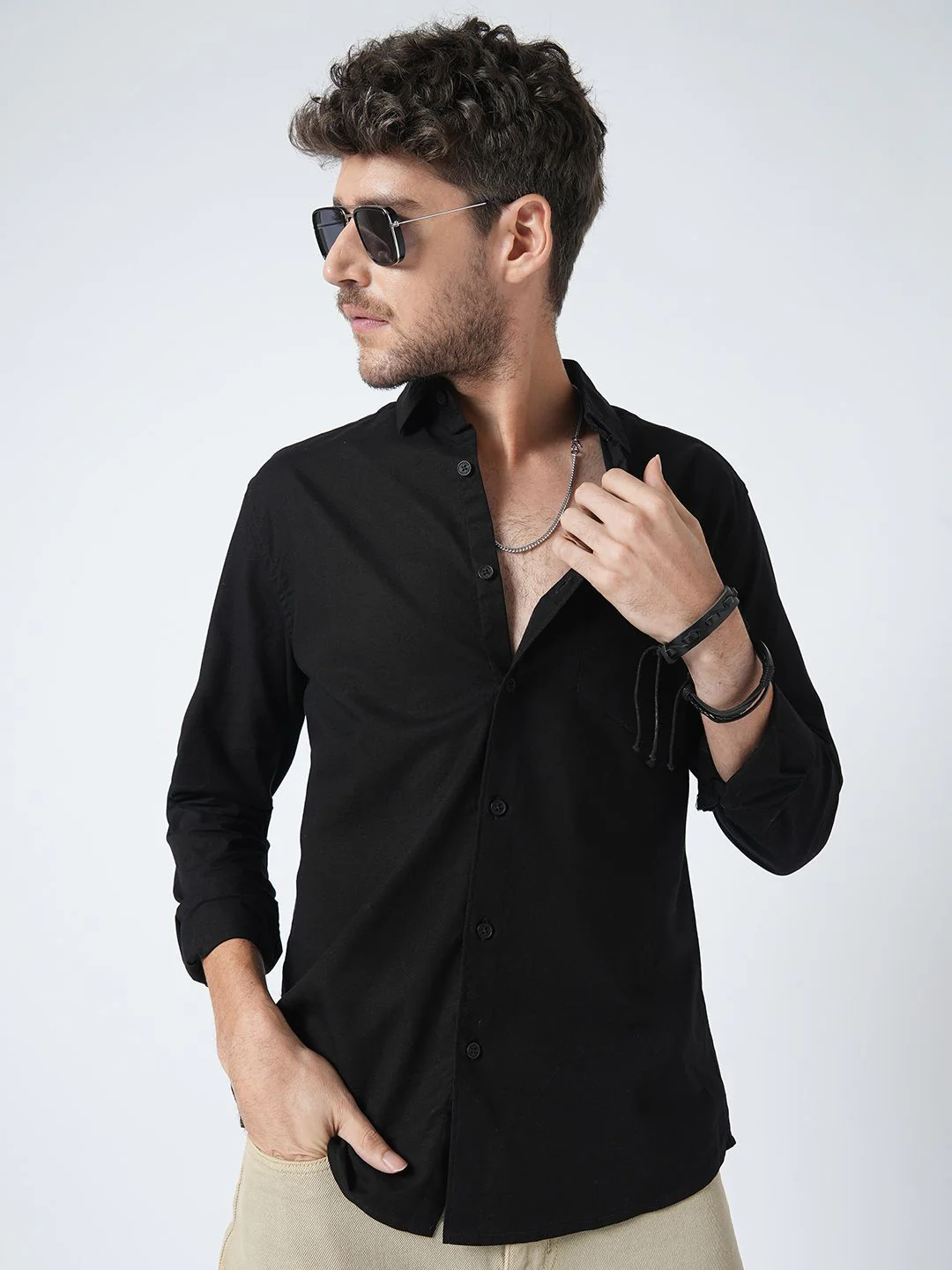 VASTRADO Men Classic Slim Fit Solid Cutaway Collar Cotton Casual Shirt - Image 2