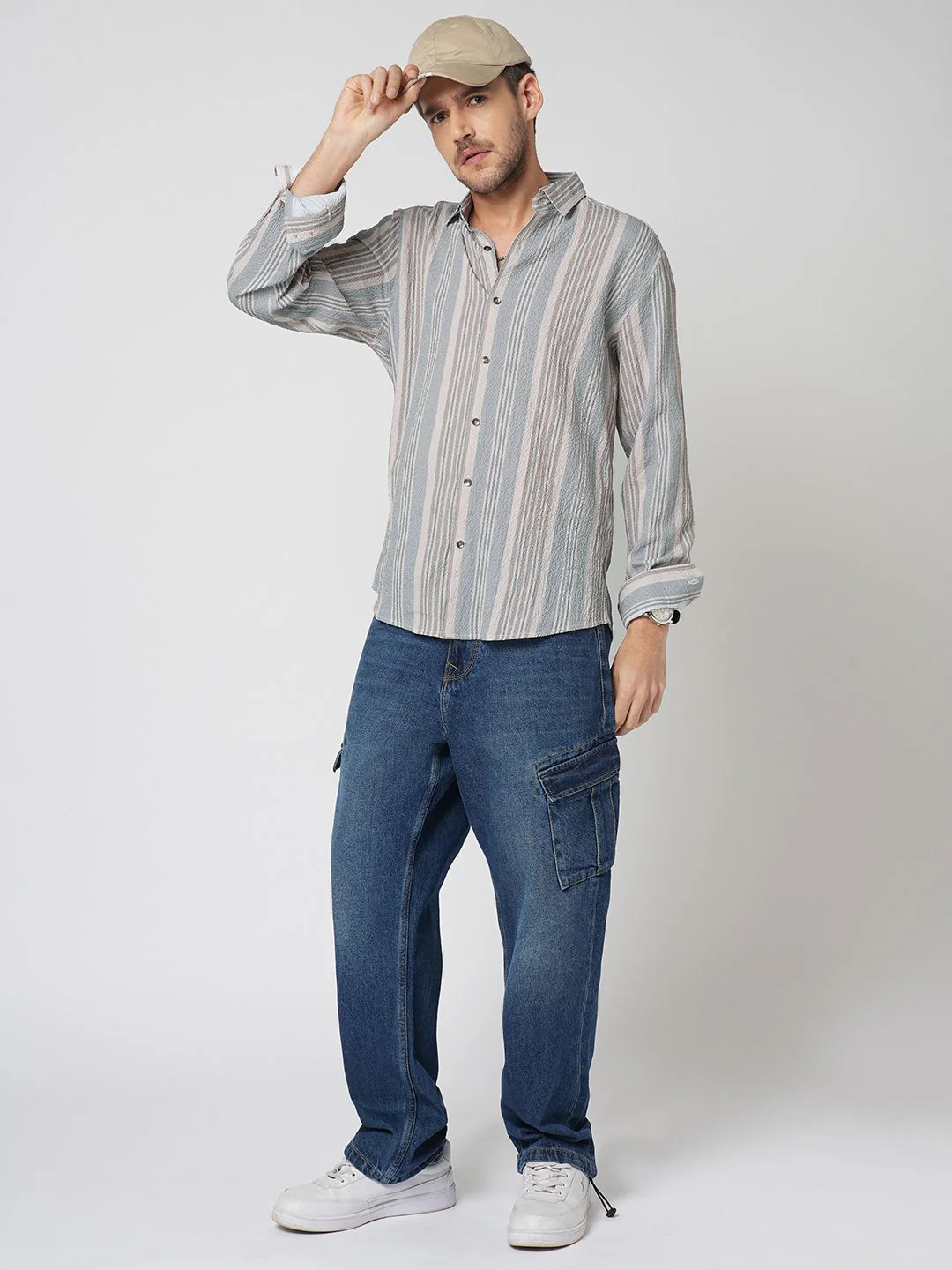 VASTRADO Men Classic Slim Fit Vertical Striped Cutaway Collar Casual Shirt - Image 6