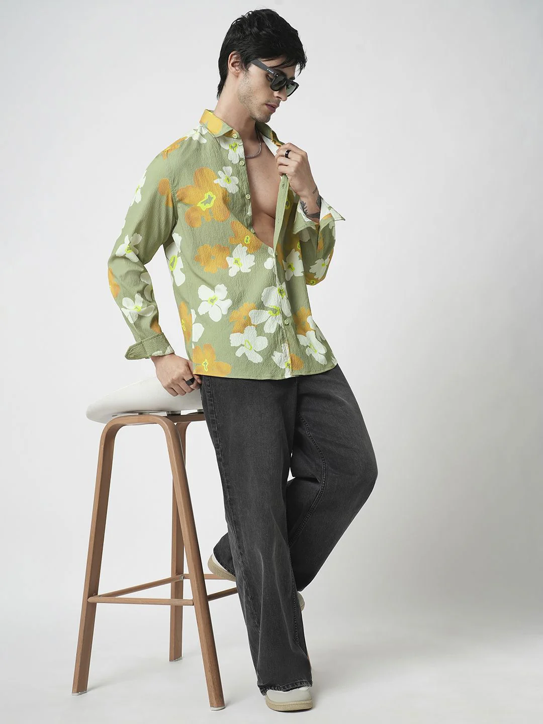 VASTRADO Men Classic Spread Collar Floral Printed Slim Fit Casual Shirt - Image 6