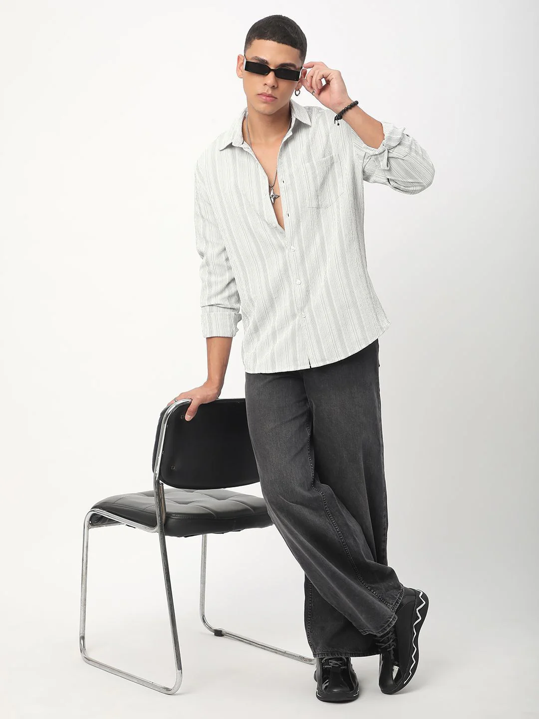 VASTRADO Men Classic Spread Collar Multi Striped Slim Fit Casual Shirt - Image 6
