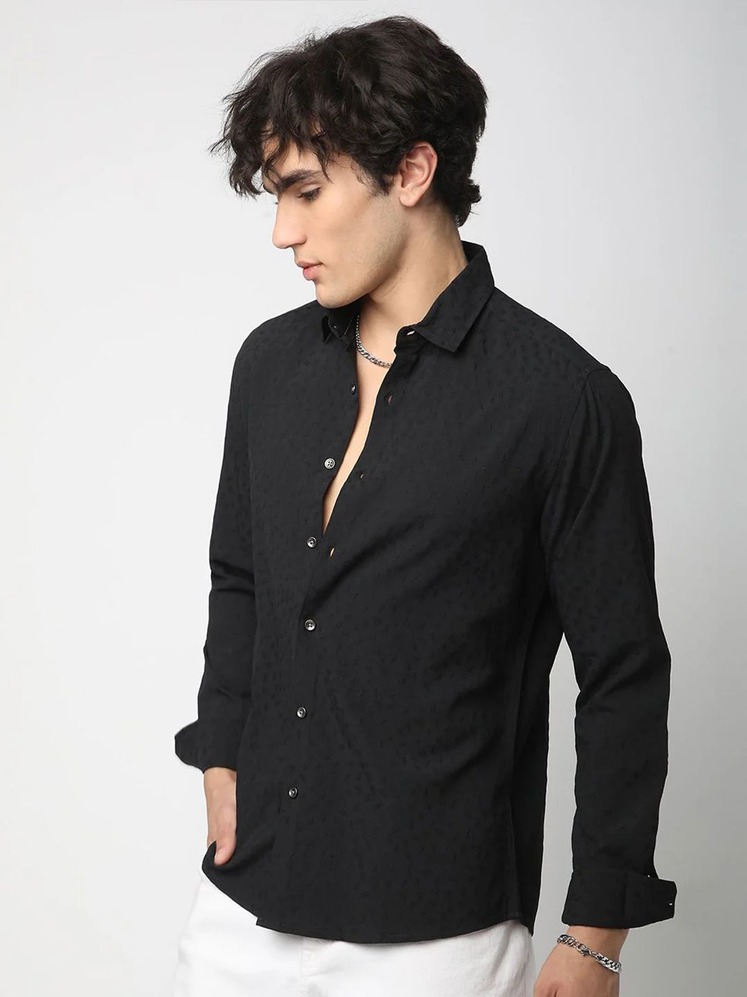 VASTRADO Men Classic Spread Collar Textured Solid Slim Fit Casual Shirt - Image 5
